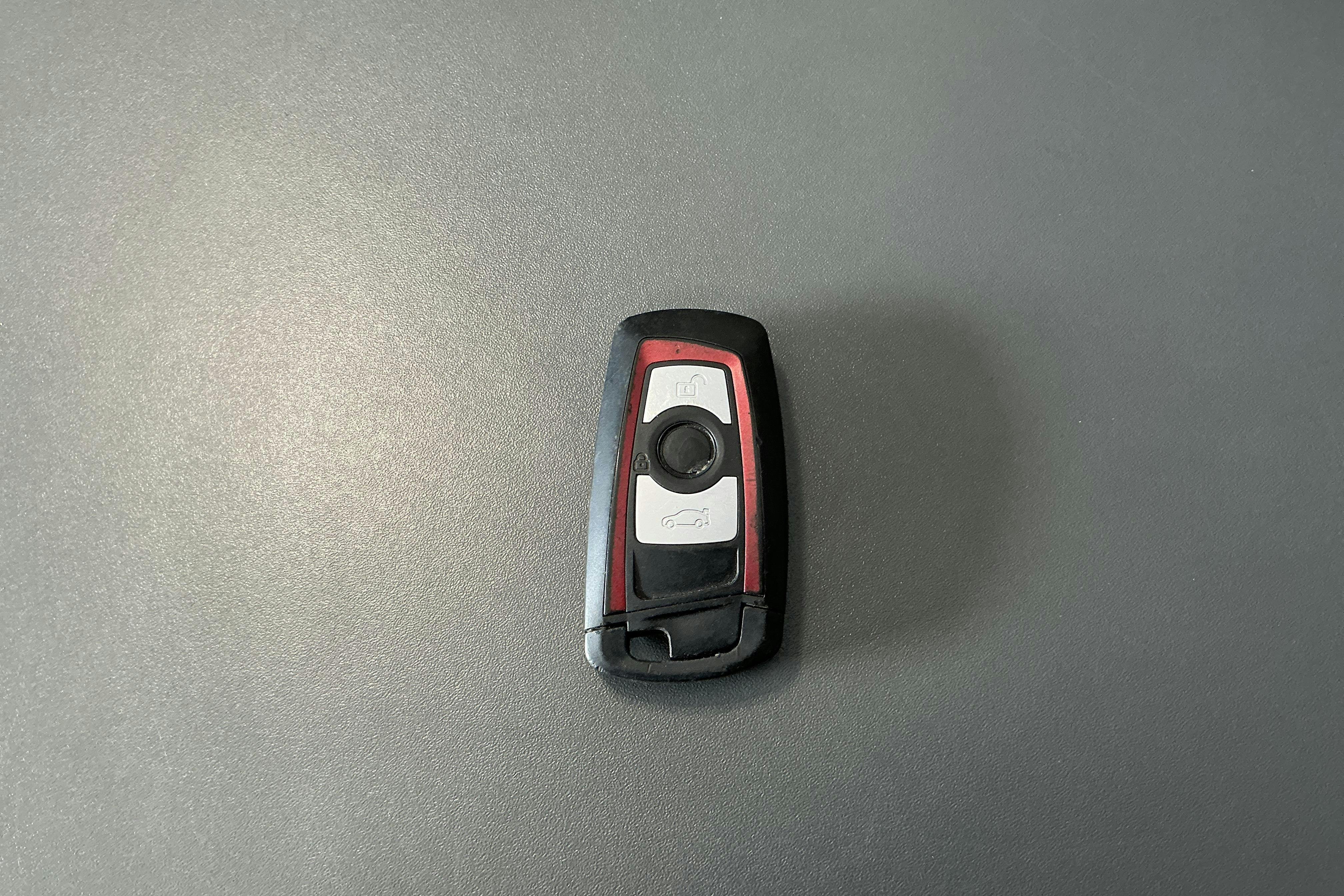 Presentation photo 17 of 17: BMW 335i Sedan, F30 (306hk) - 179 310 km - Automatic - red - 2012