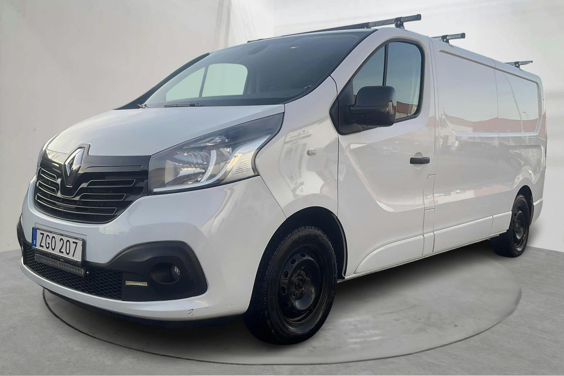 Presentation photo 1 of 20: Renault Trafic 1.6 dCi Skåp (145hk) - 120 460 km - Manual - white - 2019