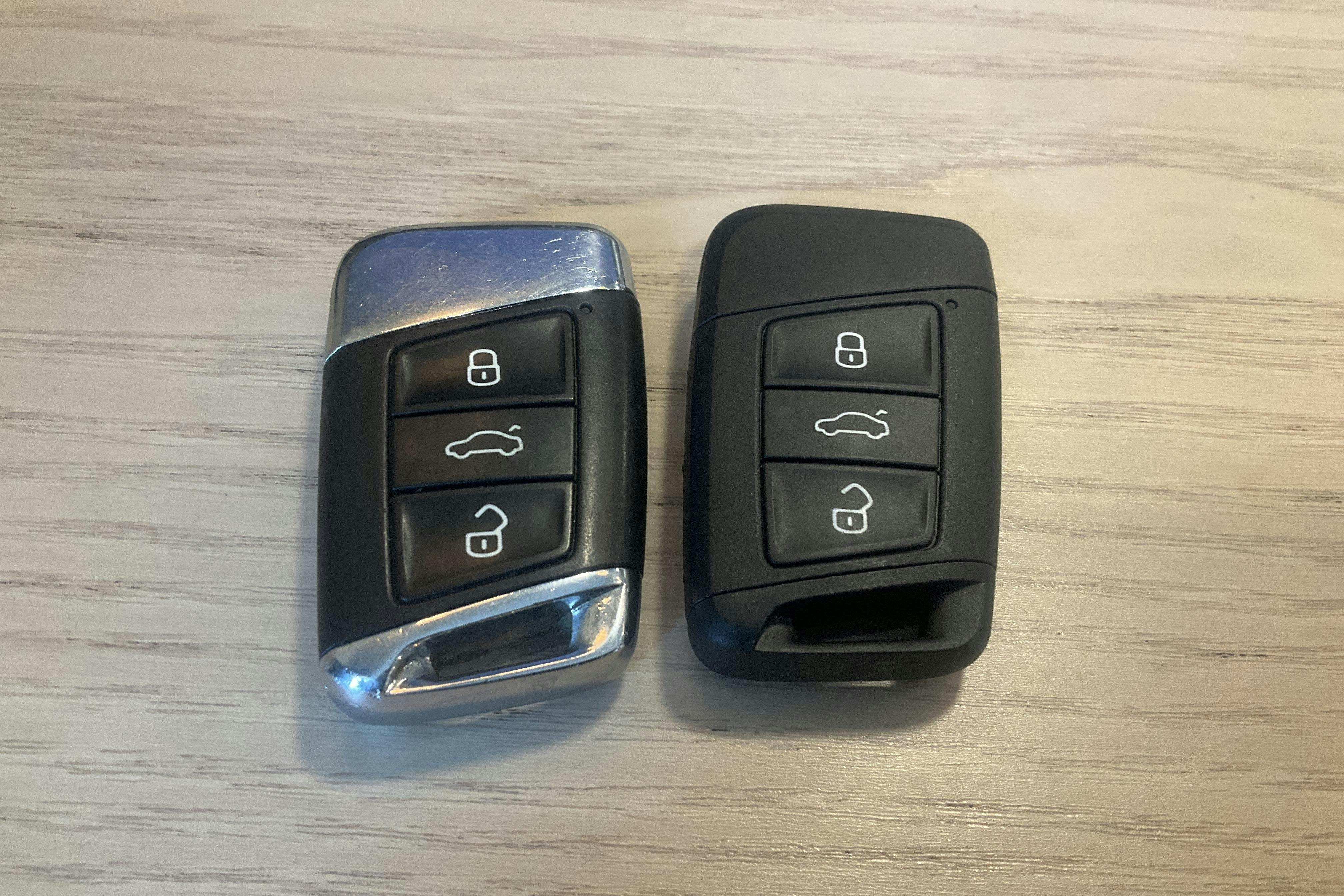 Presentation photo 17 of 17: VW Passat 1.4 GTE Sportscombi (218hk) - 138 930 km - Automatic - white - 2020