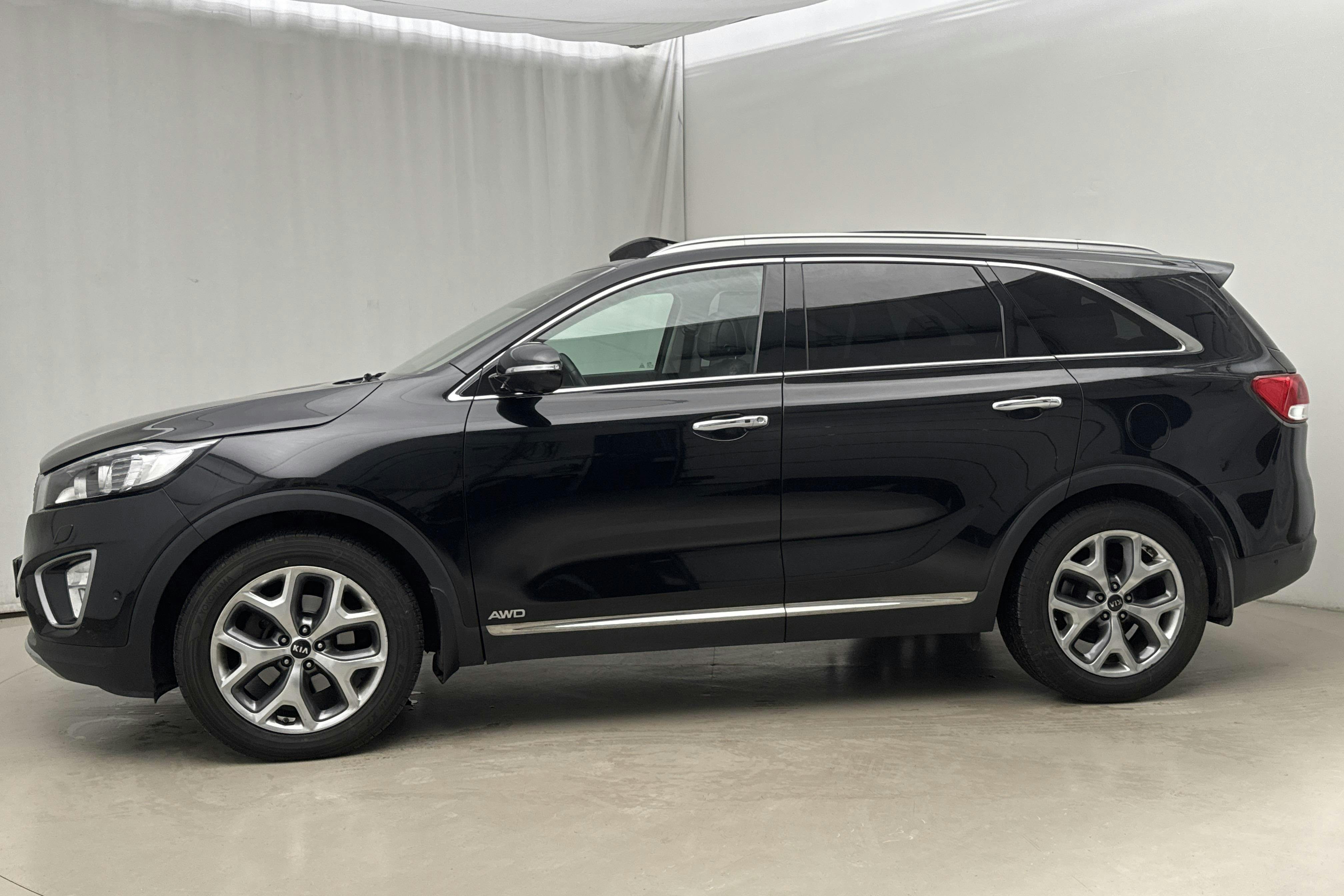 Presentation photo 2 of 27: KIA Sorento 2.2 CRDi (200hk) - 147 760 km - Automatic - black - 2016