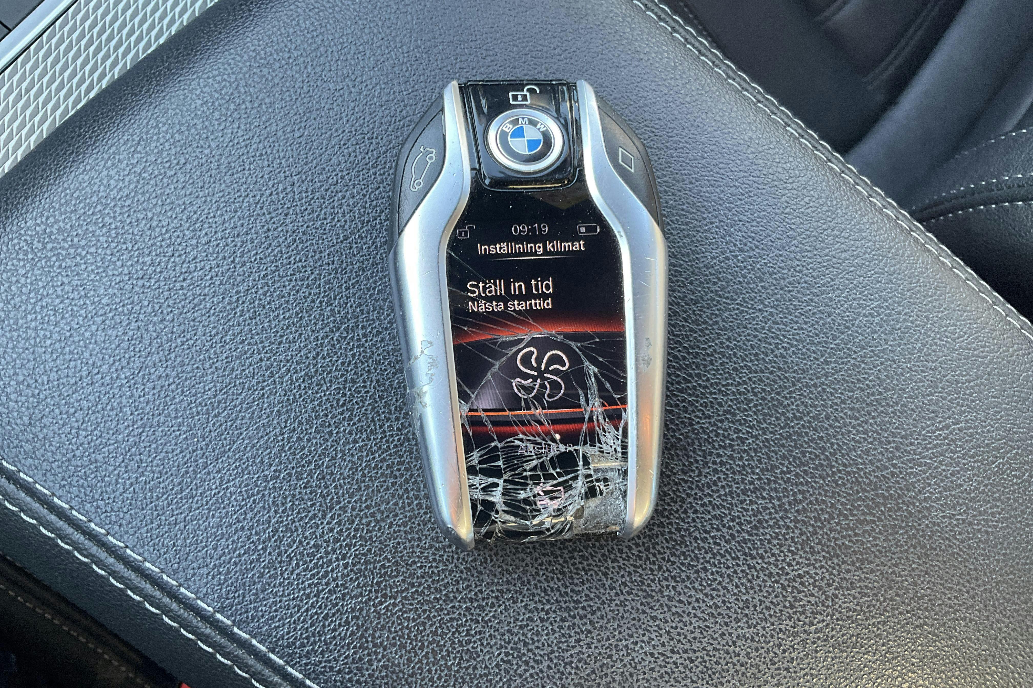 Esitlusfoto 21 aadressil 21: BMW 330i xDrive Touring, G21 (258hk) - 77 180 km - Automaatne - valge - 2021