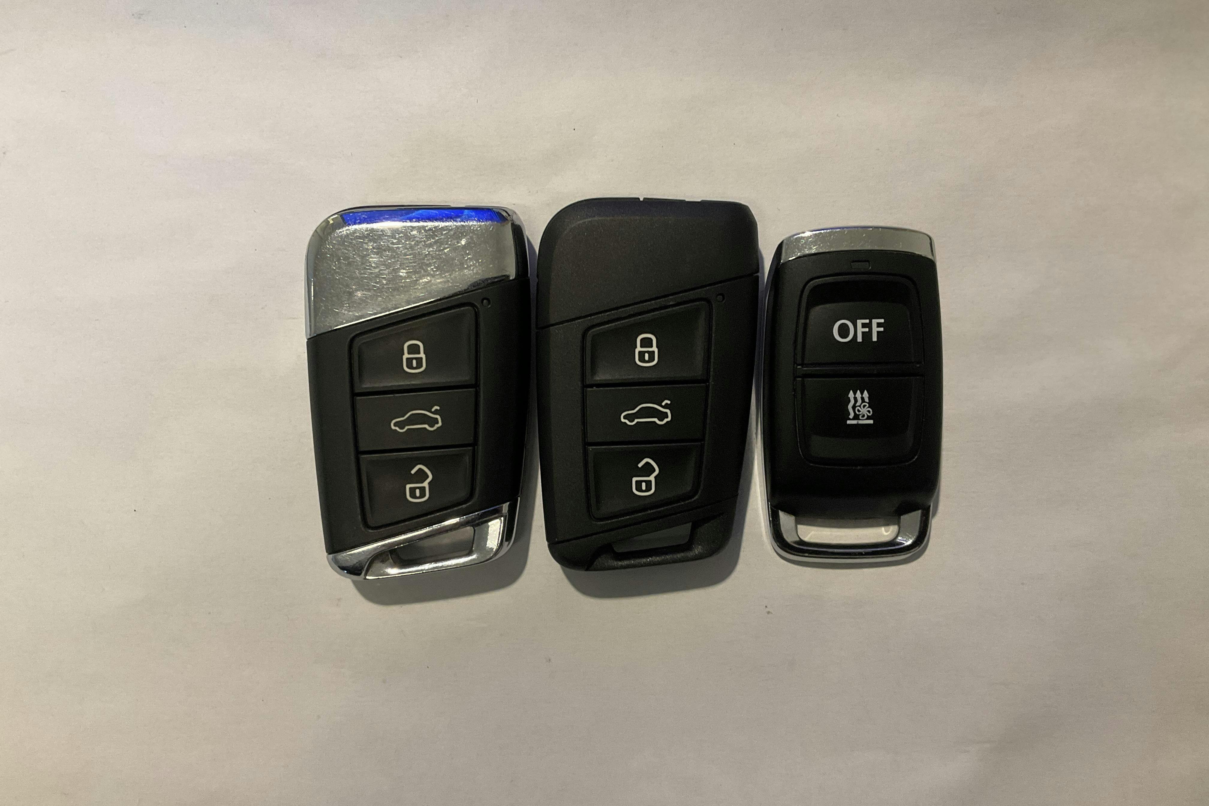 Presentationsfoto 16 av 16: VW Passat Alltrack 2.0 TDI Sportscombi 4Motion (200hk) - 15 994 mil - Automat - vit - 2022