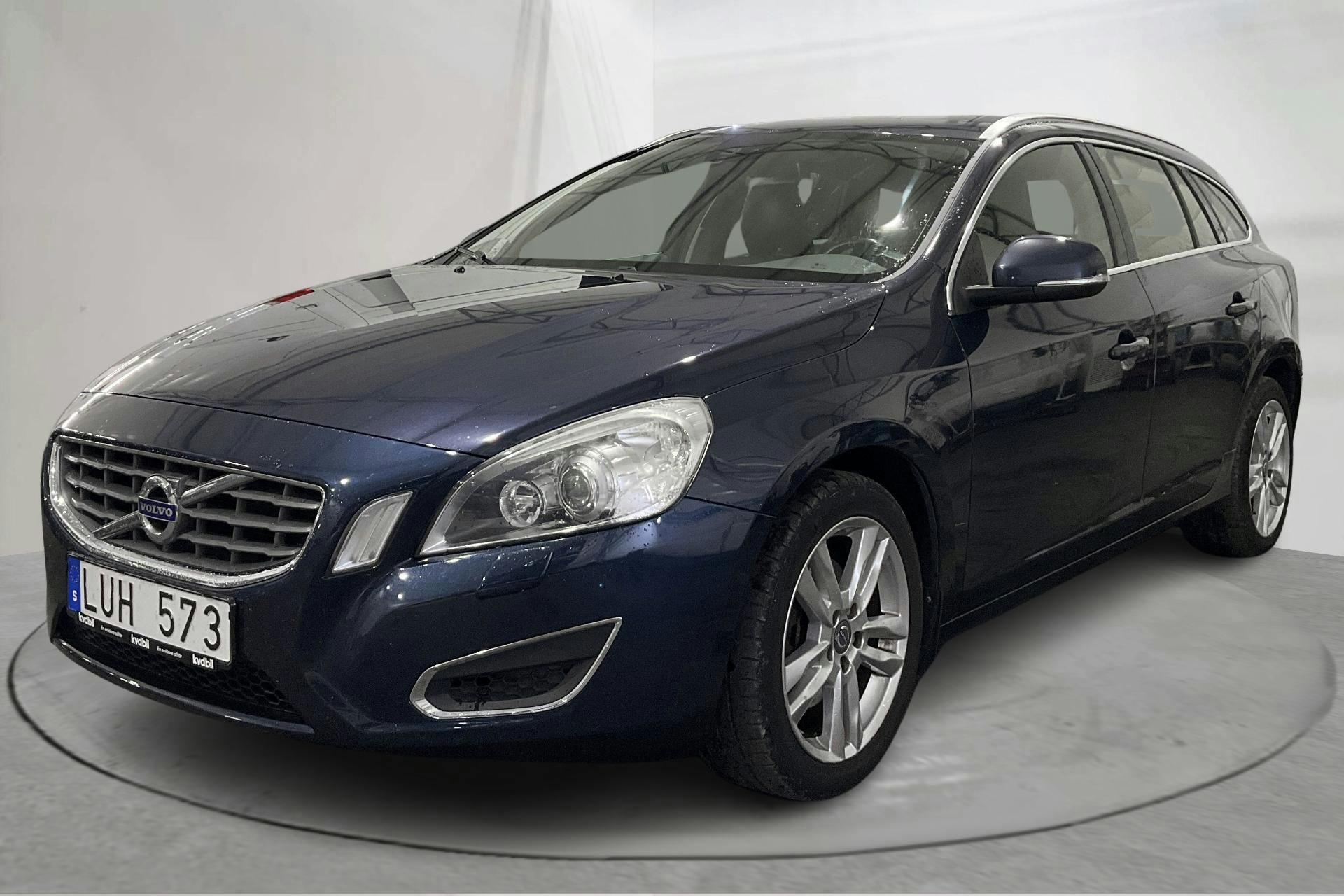 Volvo V60 T3 (150hk) - 18 221 mil - Manuell - blå - 2012