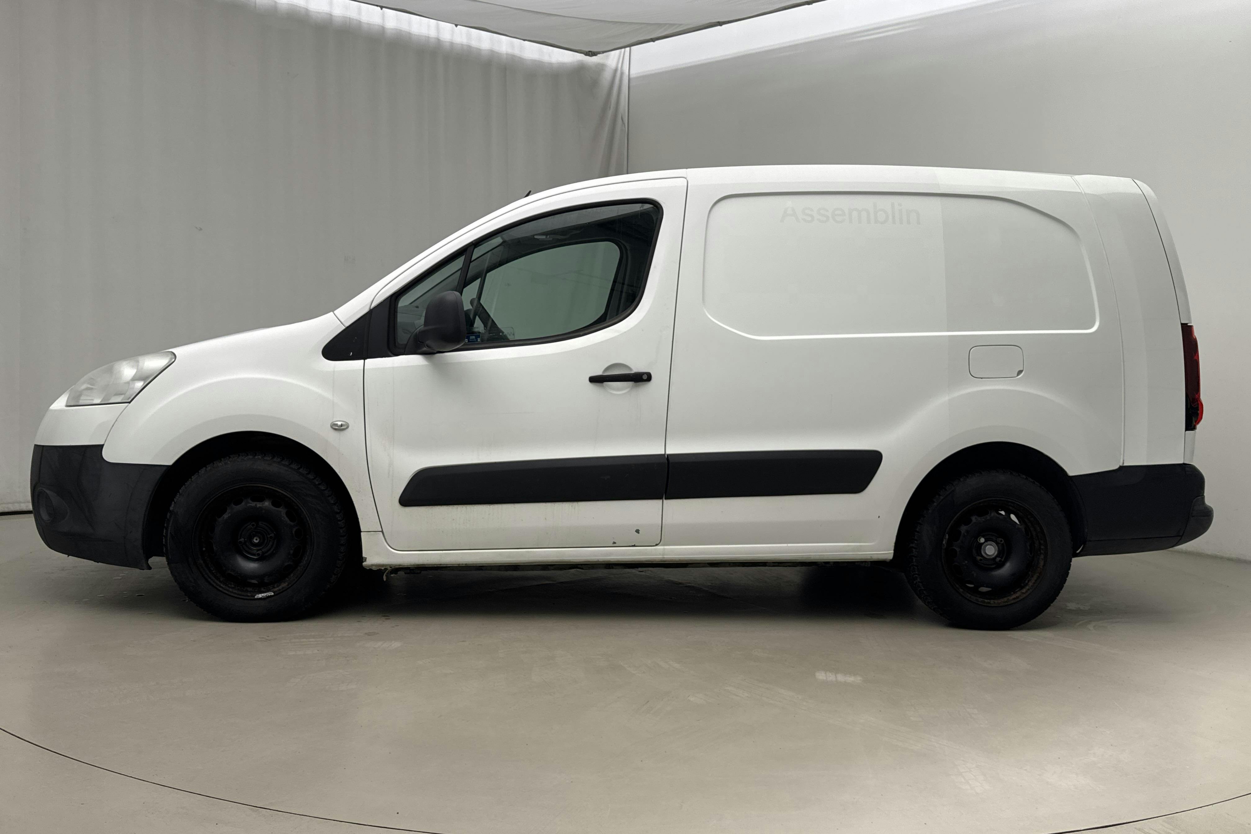 Presentation photo 2 of 18: Peugeot Partner 1.6 e-HDI Skåp (90hk) - 176 710 km - Automatic - white - 2012