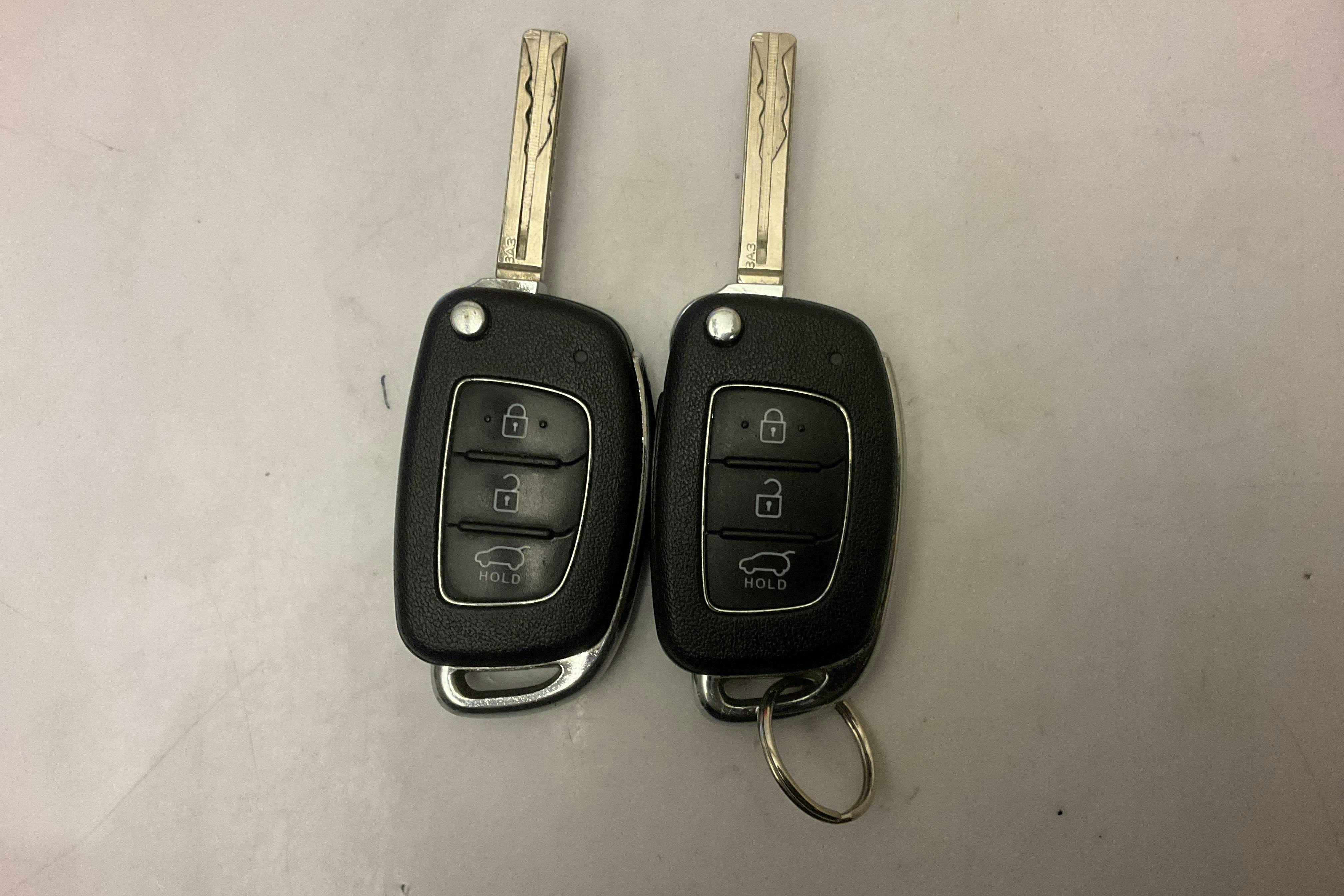 Esittelykuva 13 osoitteesta 13: Hyundai i20 1.2 (84hk) - 99 390 km - Manuaalinen - valkoinen - 2016