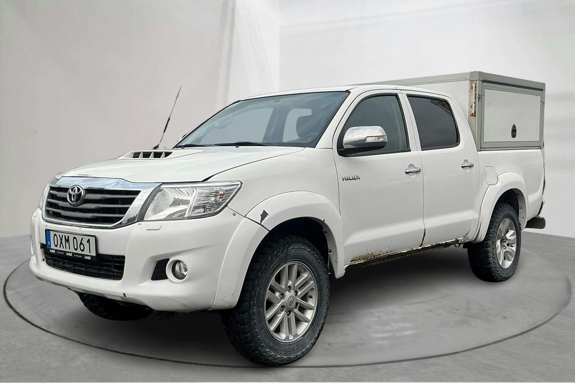 Presentationsfoto 1 av 13: Toyota Hilux 3.0 D-4D 4WD (171hk) - 4 030 mil - Automat - vit - 2015
