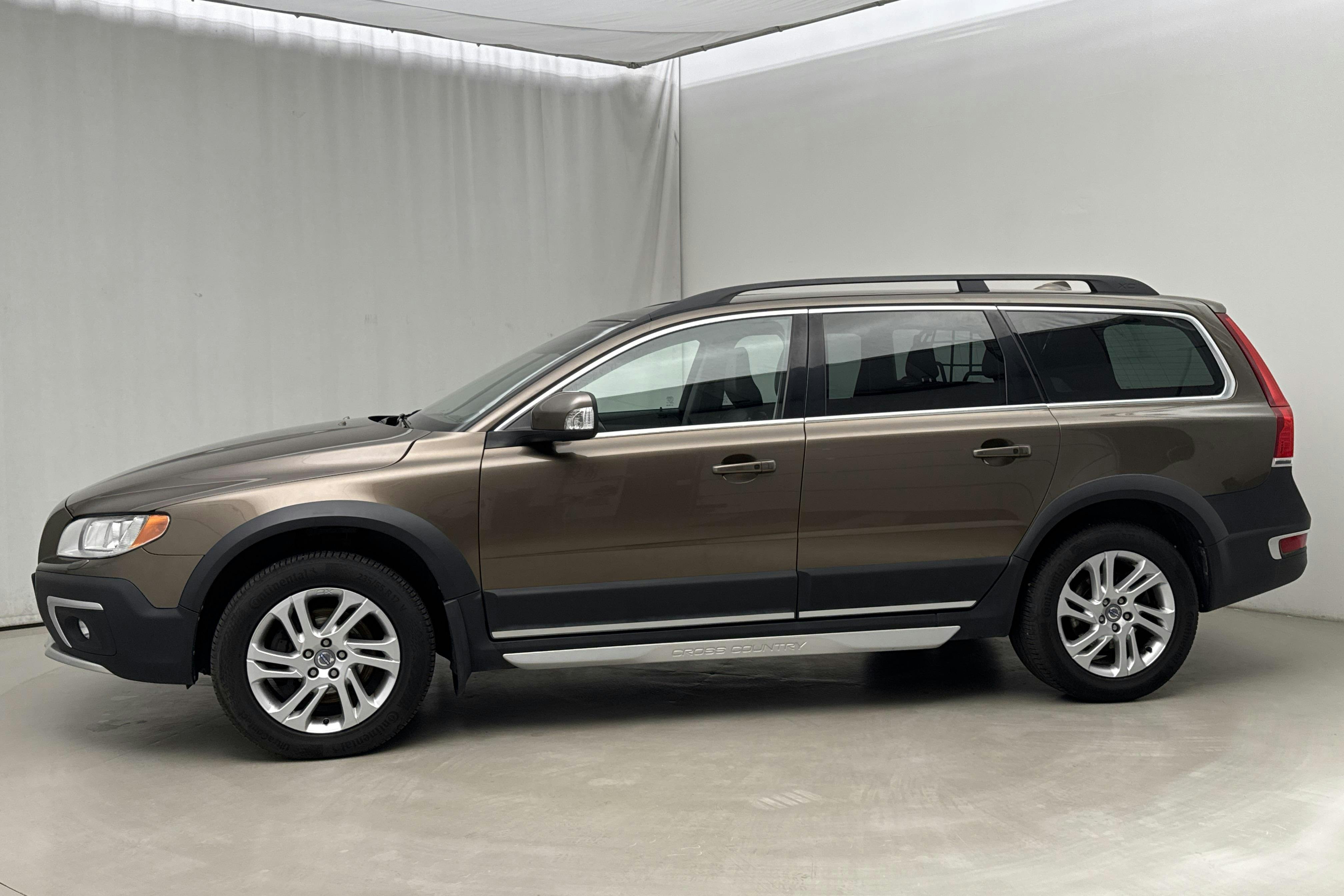 Esitlusfoto 2 aadressil 18: Volvo XC70 II D4 AWD (181hk) - 130 850 km - Automaatne - pruun - 2014