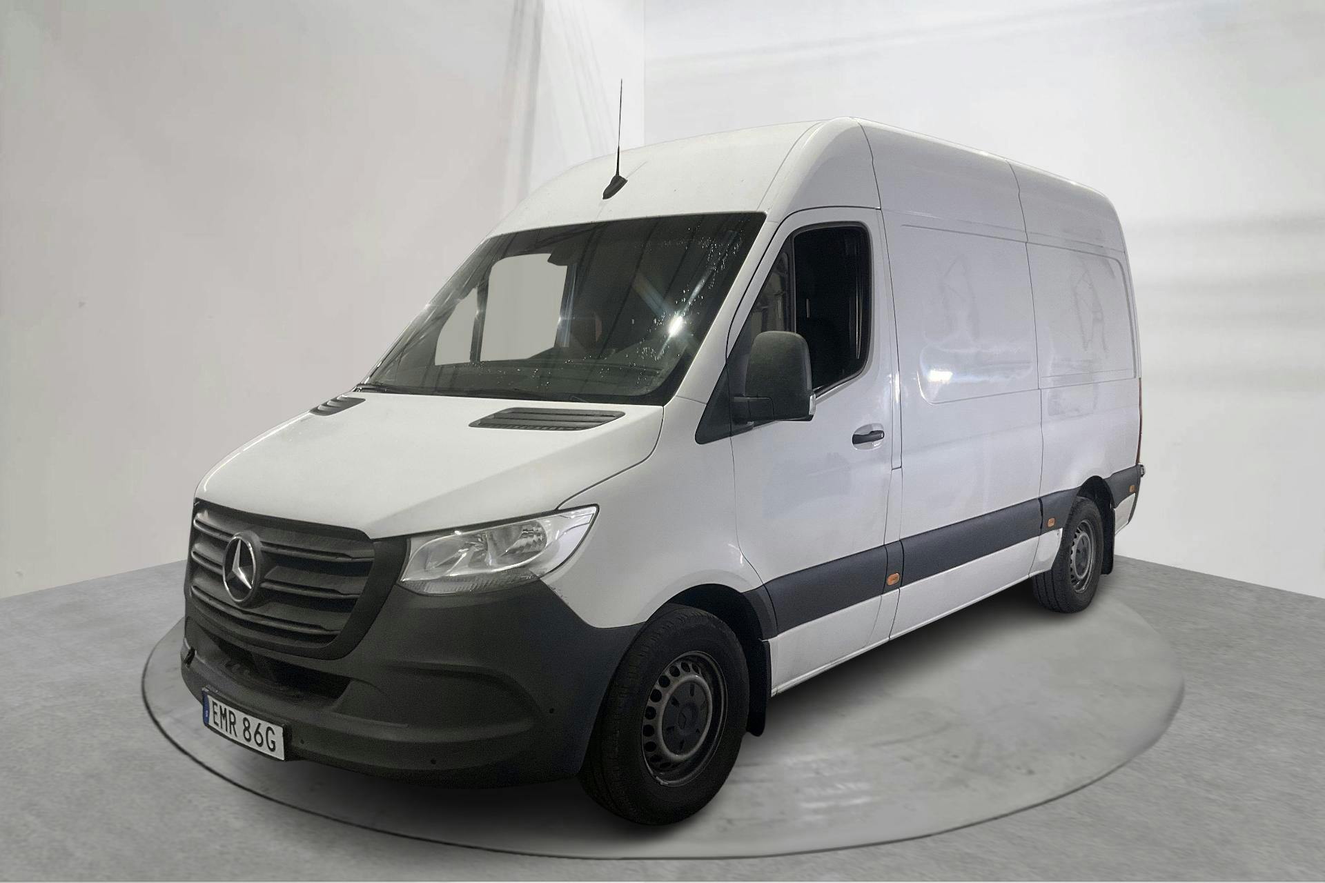 Presentationsfoto 1 av 11: Mercedes Sprinter 315 CDI Skåp RWD (150hk) - 13 679 mil - Automat - vit - 2021