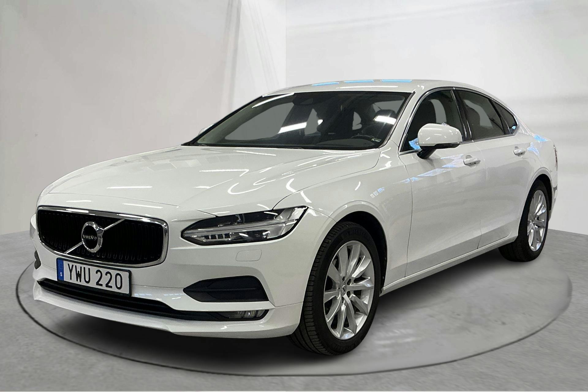 Presentation photo 1 of 14: Volvo S90 D3 (150hk) - 187 410 km - Manual - white - 2018