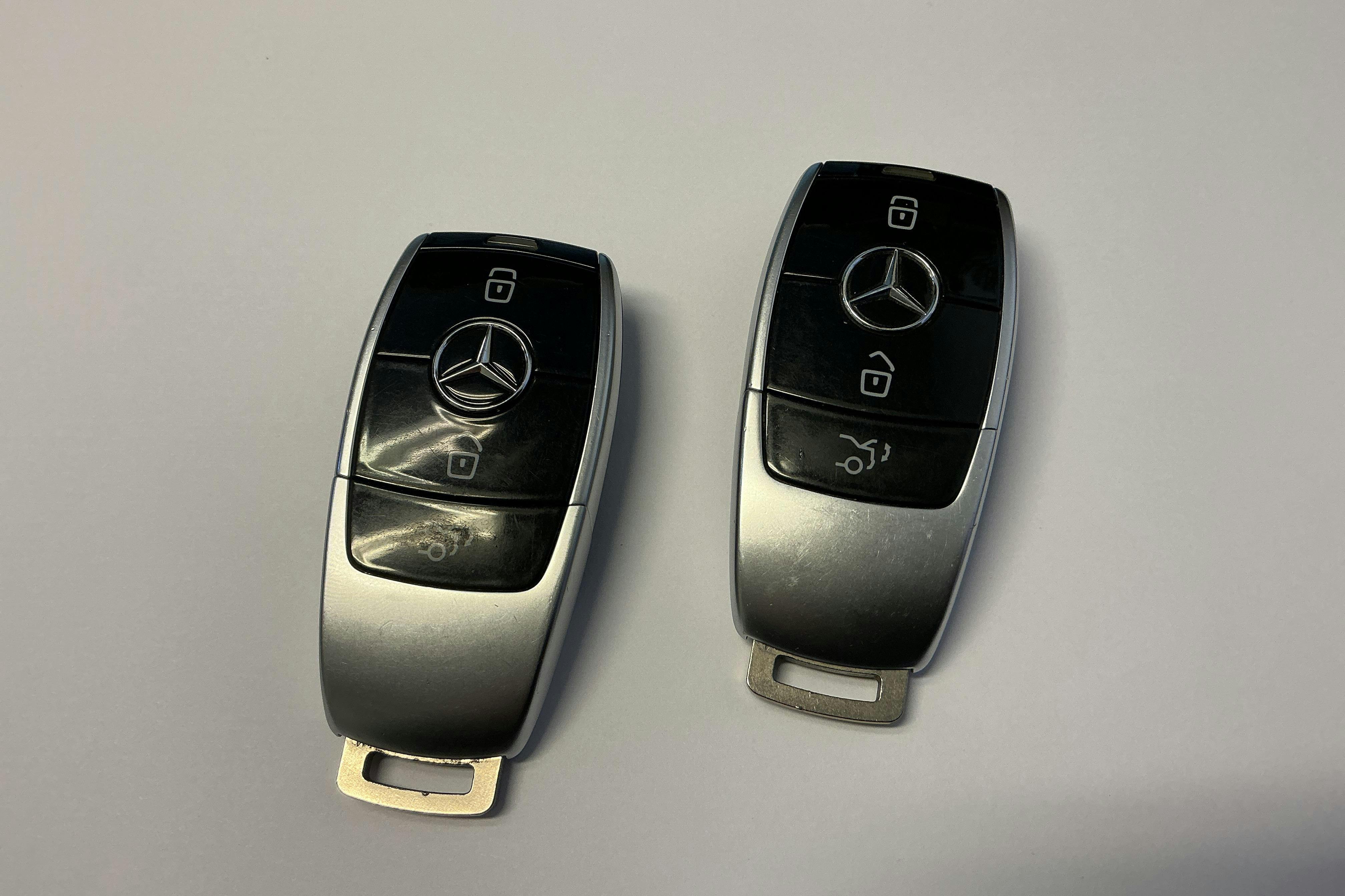 Presentation photo 16 of 16: Mercedes E 220 d Kombi S213 (194hk) - 141 690 km - Automatic - white - 2017