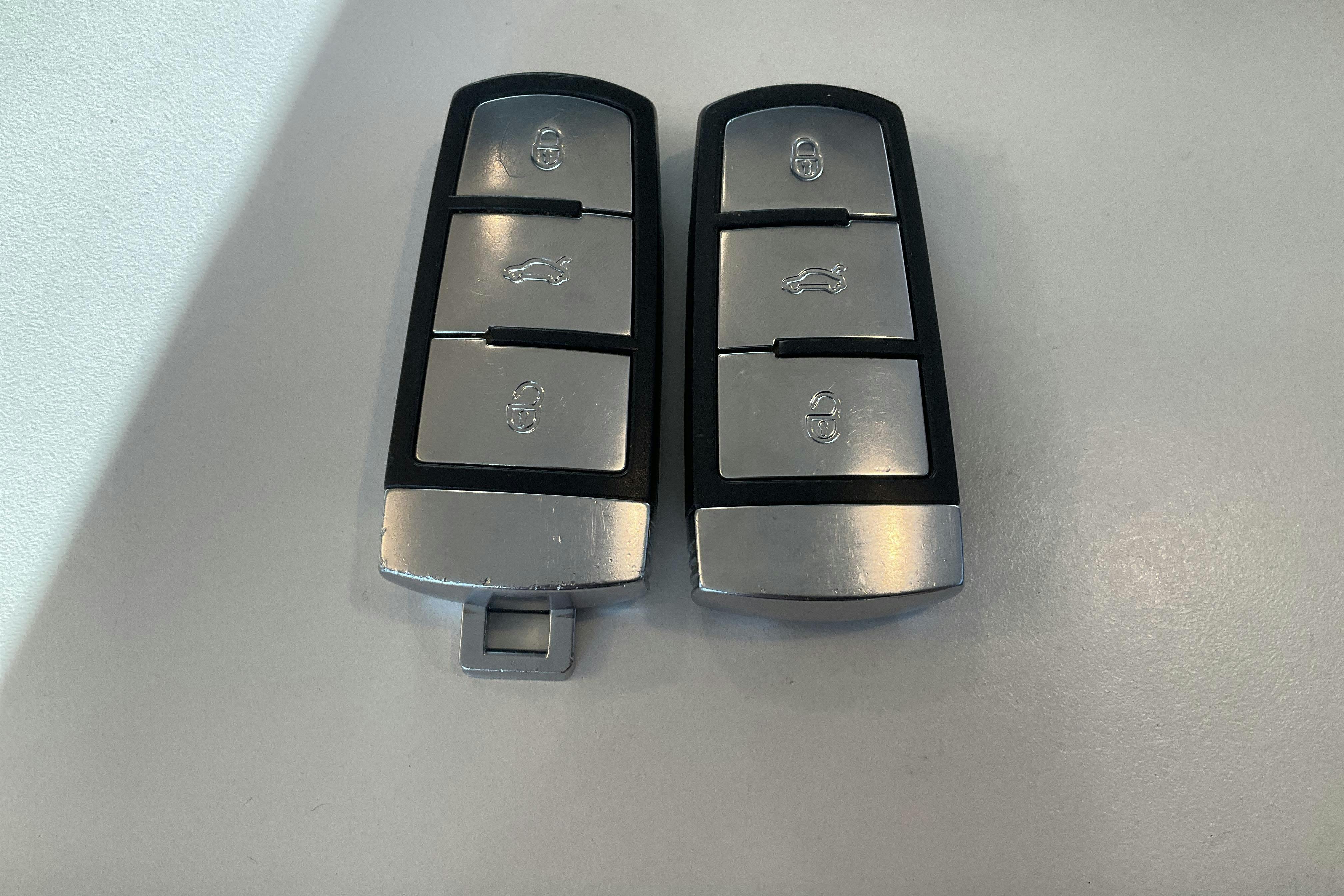 Presentation photo 16 of 16: VW Passat EcoFuel Variant (150hk) - 172 280 km - Automatic - red - 2010