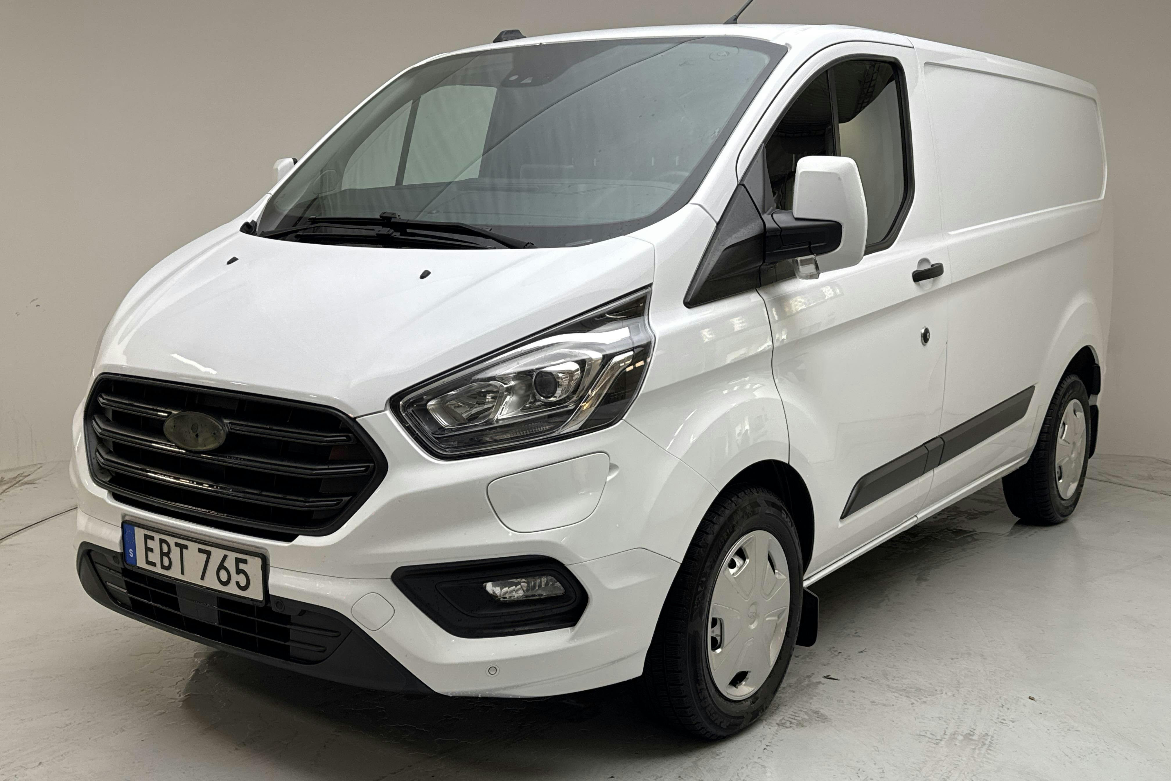 Presentation photo 1 of 12: Ford Transit Custom 340 PHEV - 51 720 km - Automatic - white - 2022