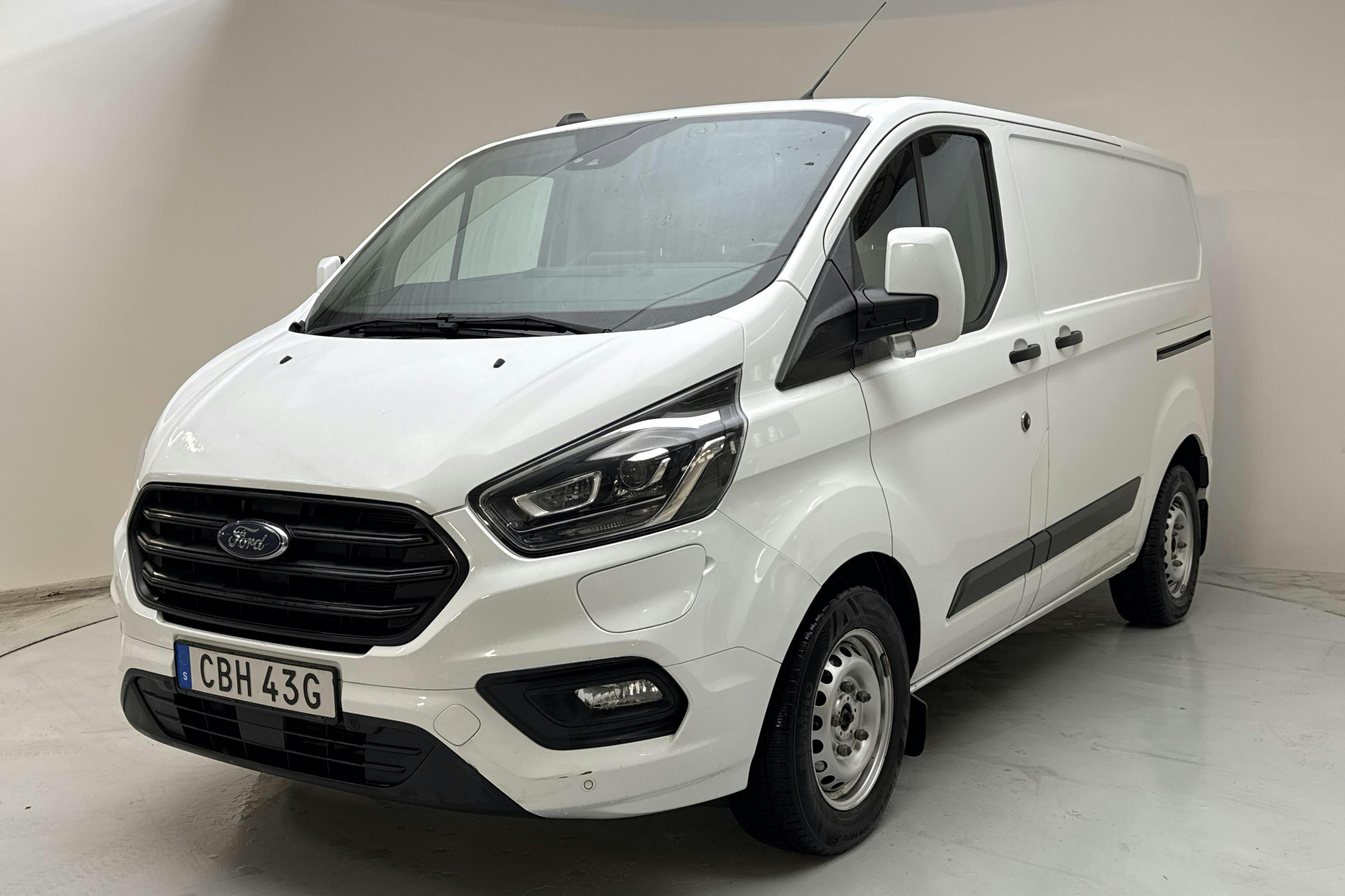 Presentation photo 1 of 13: Ford Transit Custom 340 PHEV  (120hk) - 93 730 km - Automatic - white - 2021