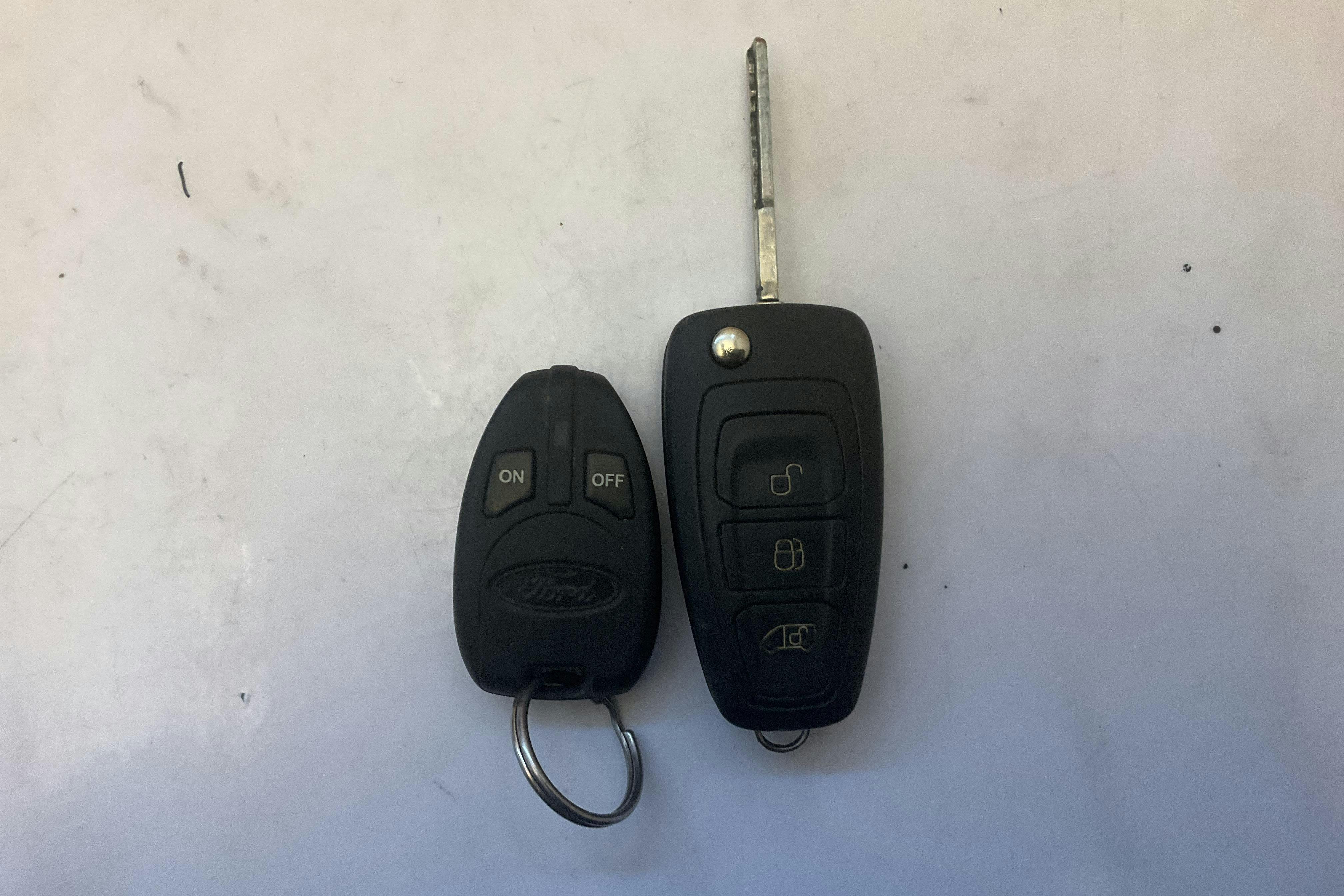 Presentation photo 16 of 16: Ford Transit Chassi 350 2.0 TDCi 2WD (170hk) - 53 470 km - Manual - 2019