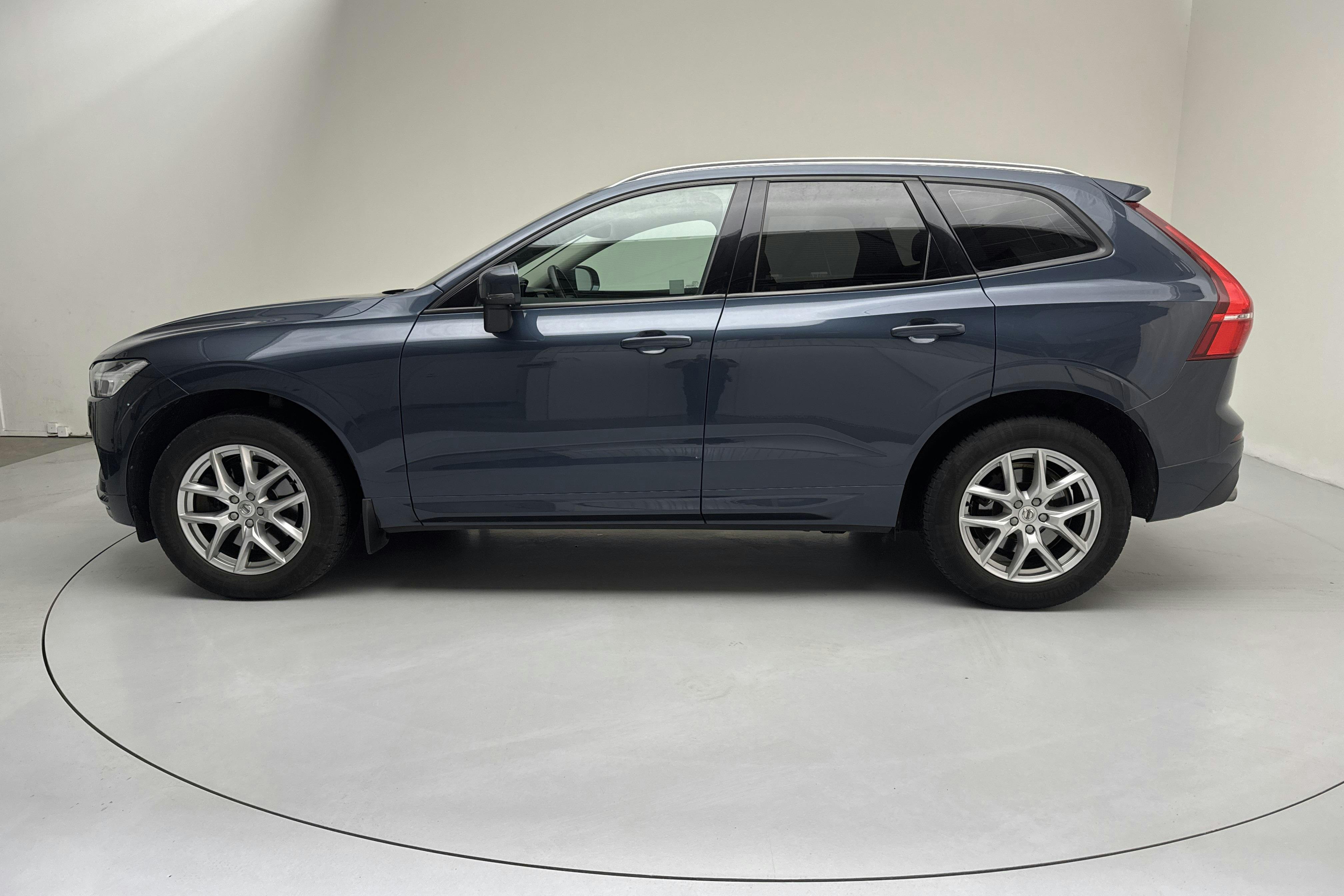Presentation photo 2 of 14: Volvo XC60 D4 2WD (190hk) - 164 500 km - Automatic - Dark Blue - 2019