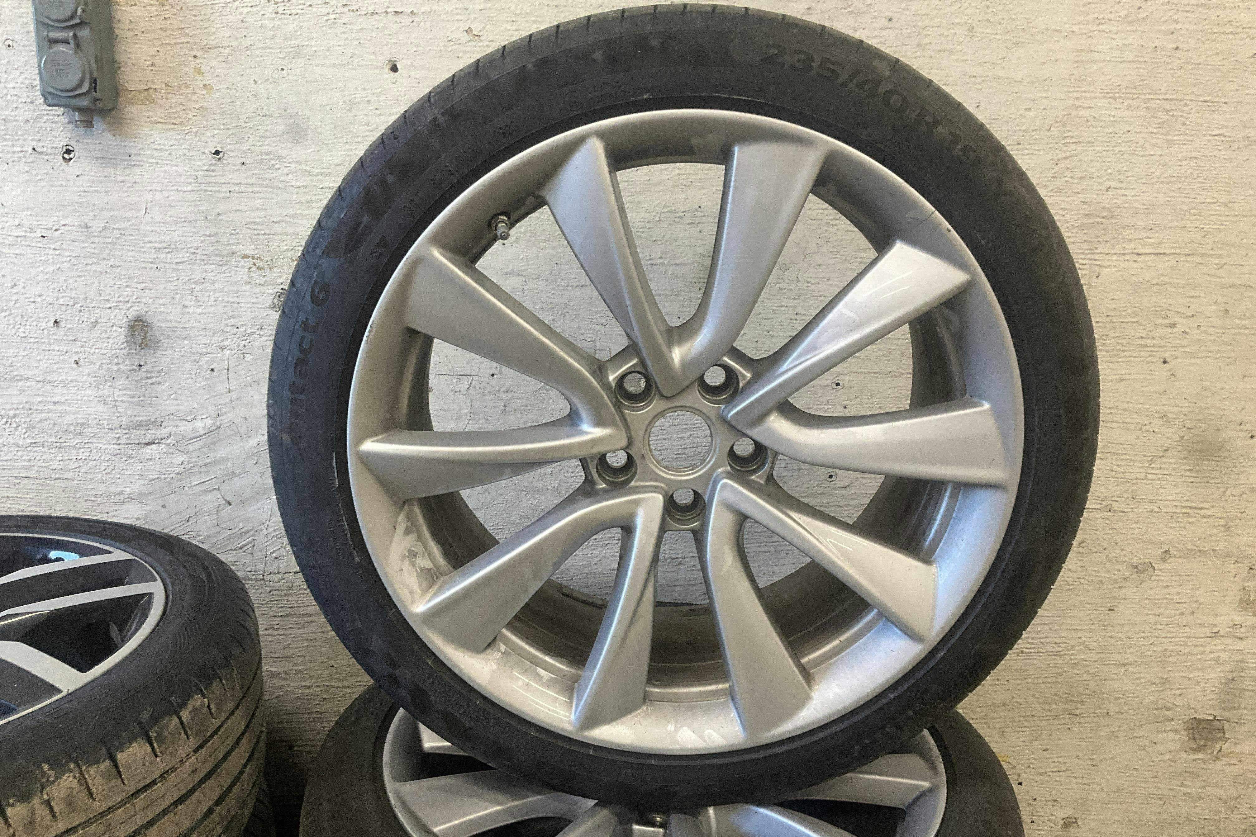 Presentation photo 18 of 18: Tesla Model 3 Long Range Dual Motor AWD - 153 530 km - Automatic - white - 2020