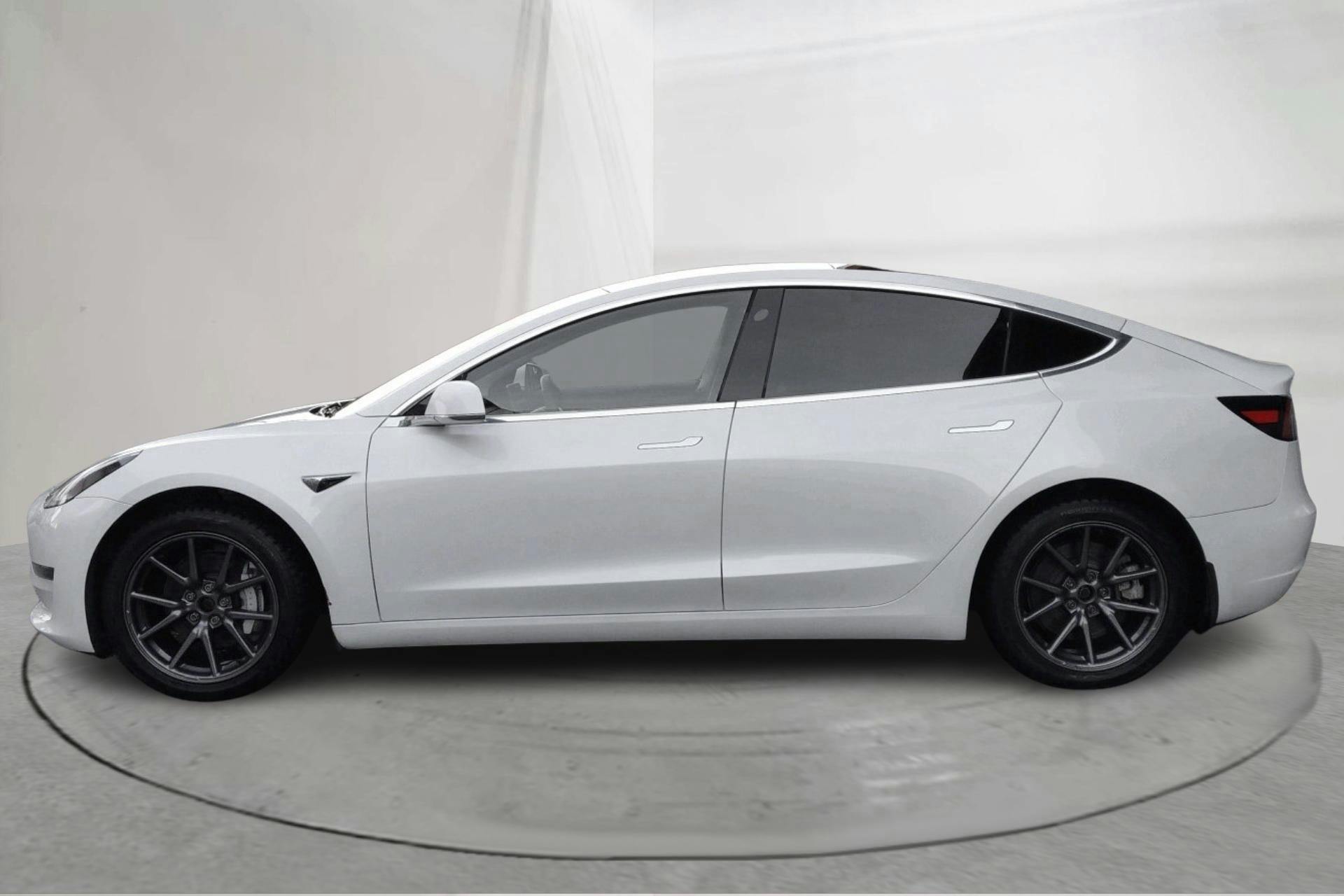 Presentation photo 2 of 18: Tesla Model 3 Long Range Dual Motor AWD - 153 530 km - Automatic - white - 2020