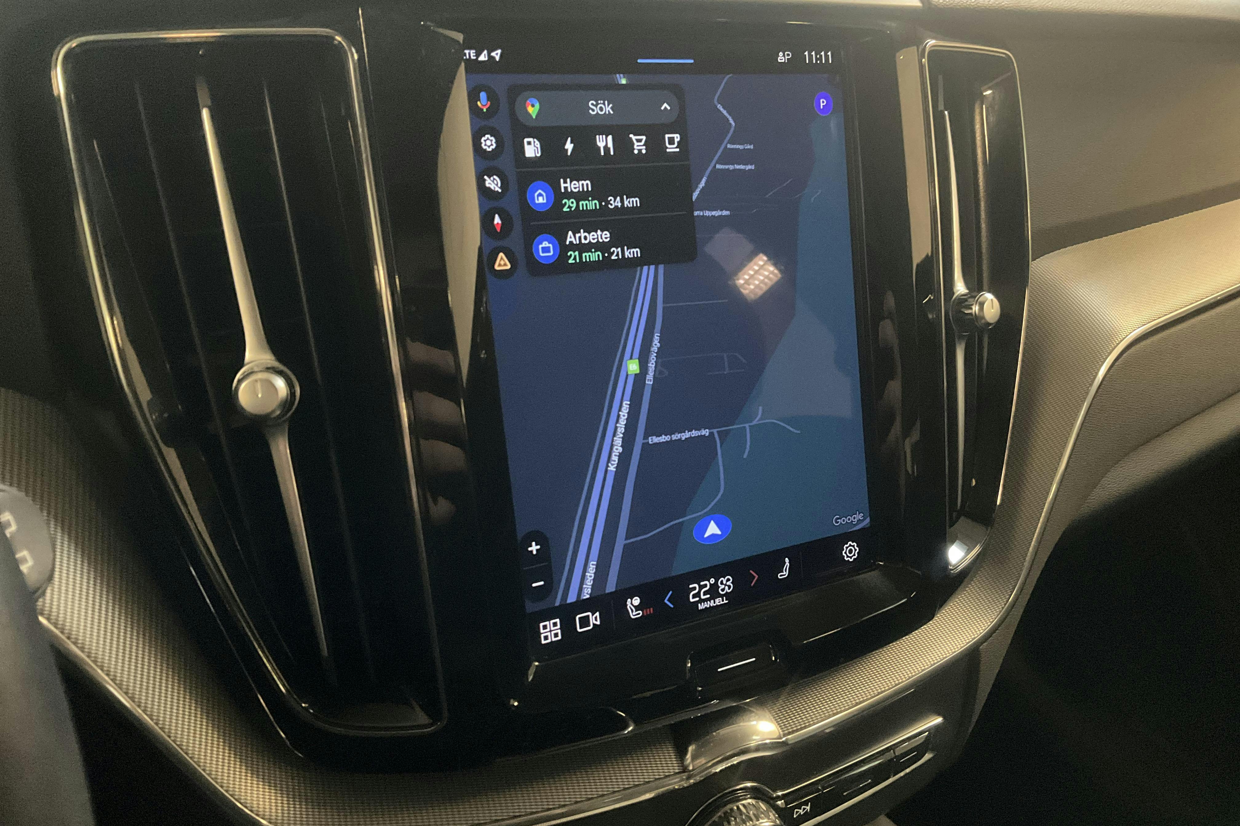 Presentationsfoto 19 av 19: Volvo XC60 T6 AWD Recharge (350hk) - 12 032 mil - Automat - Light Grey - 2023