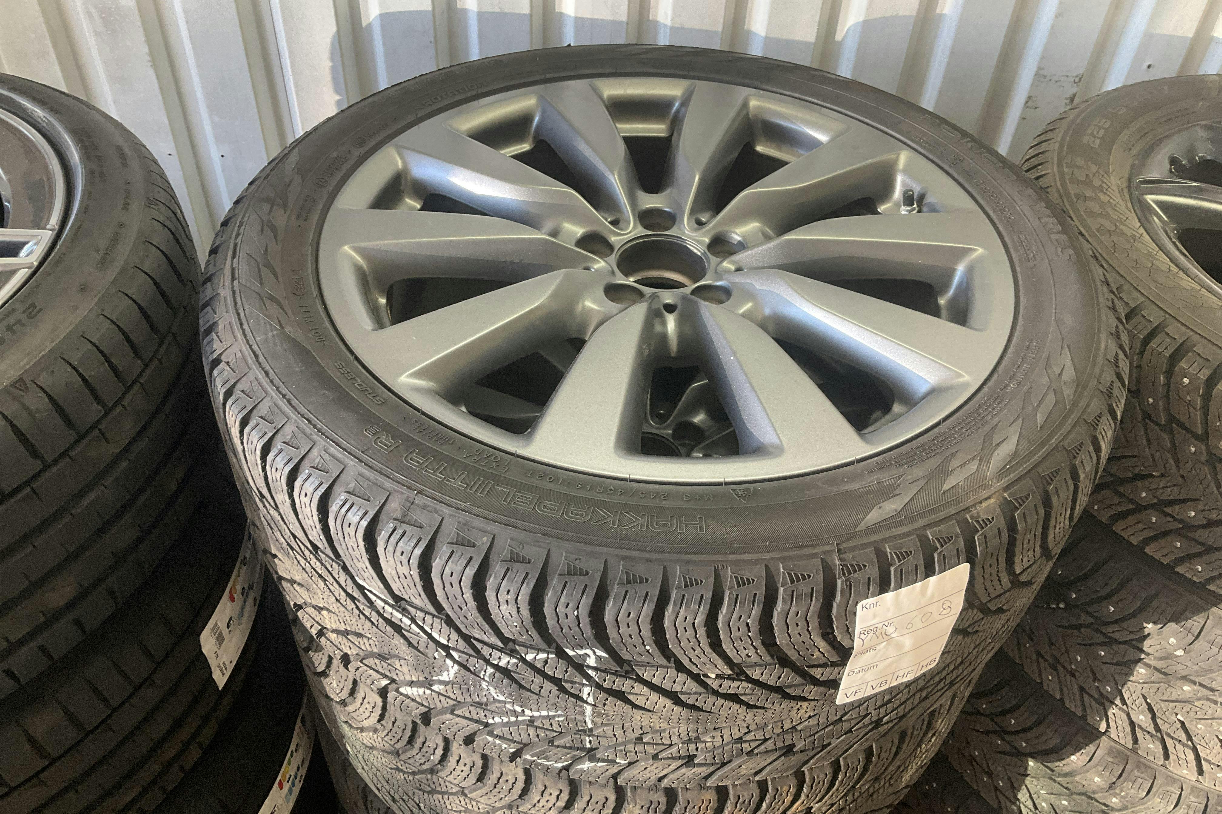 Presentationsfoto 14 av 14: Mercedes E 220 d 4MATIC All-Terrain S213 (194hk) - 16 130 mil - Automat - silver - 2018