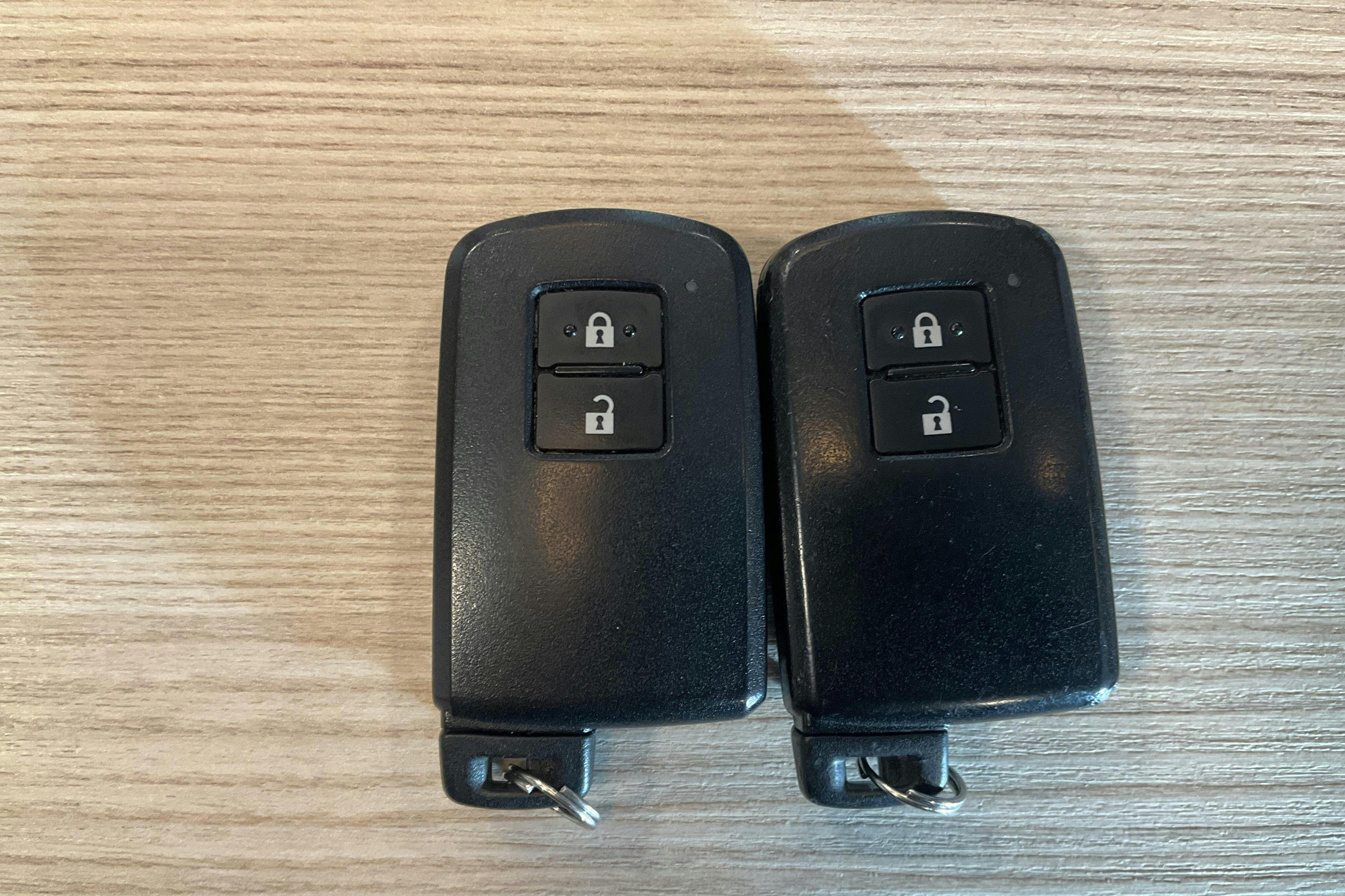 Presentationsfoto 14 av 14: Toyota Auris 1.8 HSD Touring Sports (99hk) - 7 780 mil - Automat - brun - 2016