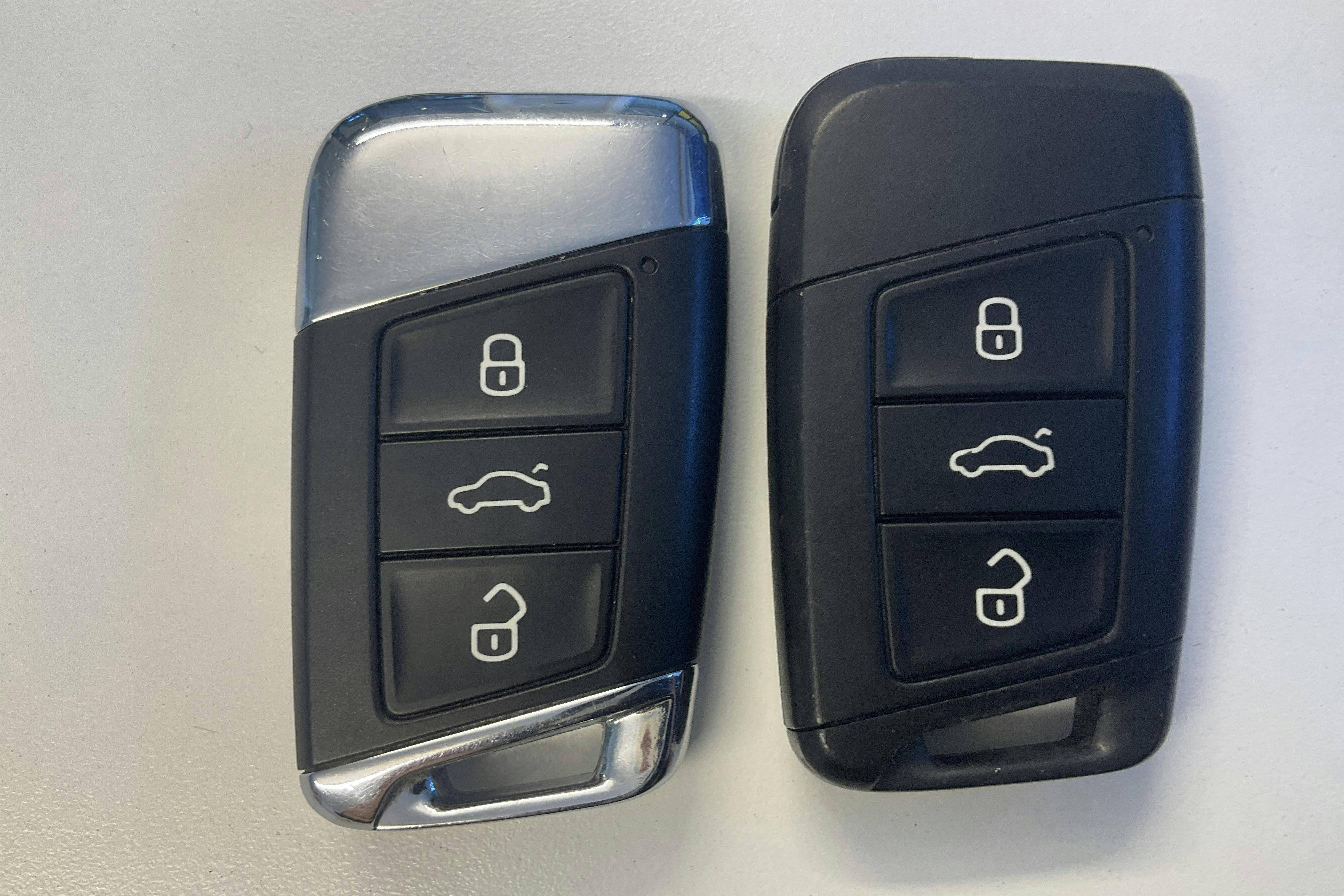 Presentationsfoto 23 av 23: VW Passat 1.4 GTE Sportscombi (218hk) - 6 404 mil - Automat - vit - 2020