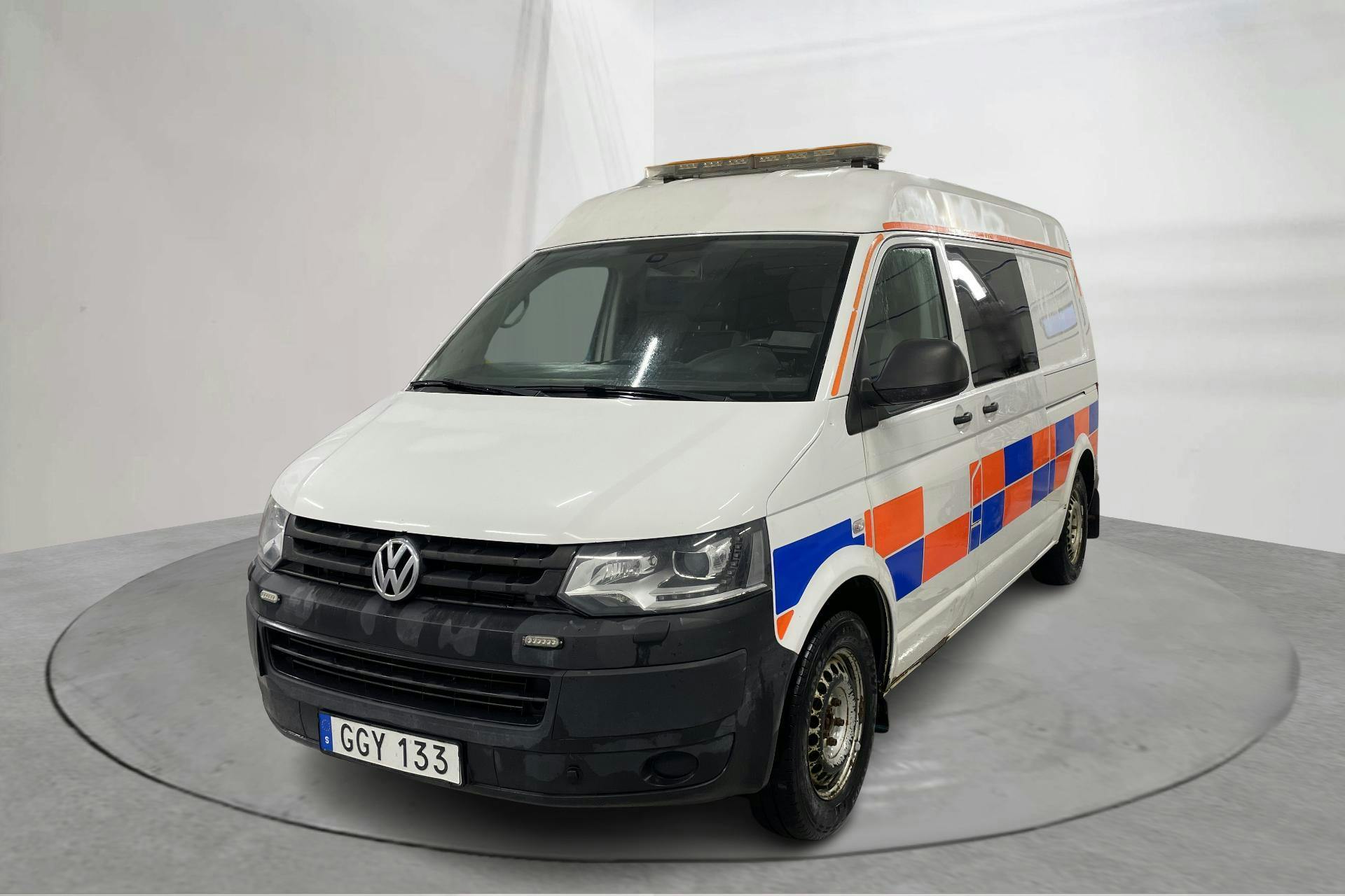 Presentationsfoto 1 av 15: VW Transporter T5 2.0 TDI 4MOTION (140hk) - 27 078 mil - Manuell - vit - 2015