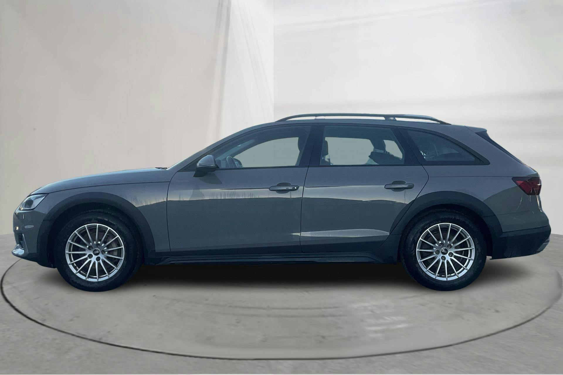 Esitlusfoto 2 aadressil 23: Audi A4 Allroad 40 TDI quattro (204hk) - 161 900 km - Automaatne - hall - 2021