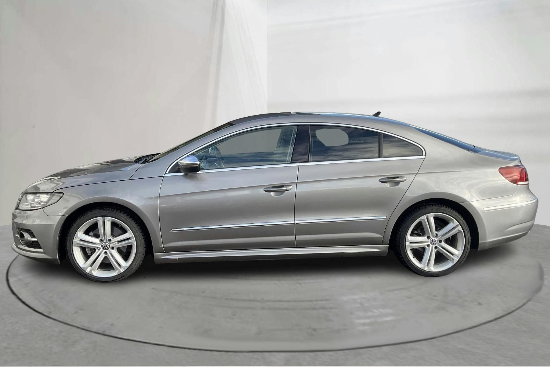 Presentationsfoto 2 av 15: VW CC 2.0 TDI BlueMotion Technology 4Motion (177hk) - 16 870 mil - Automat - Light Brown - 2015