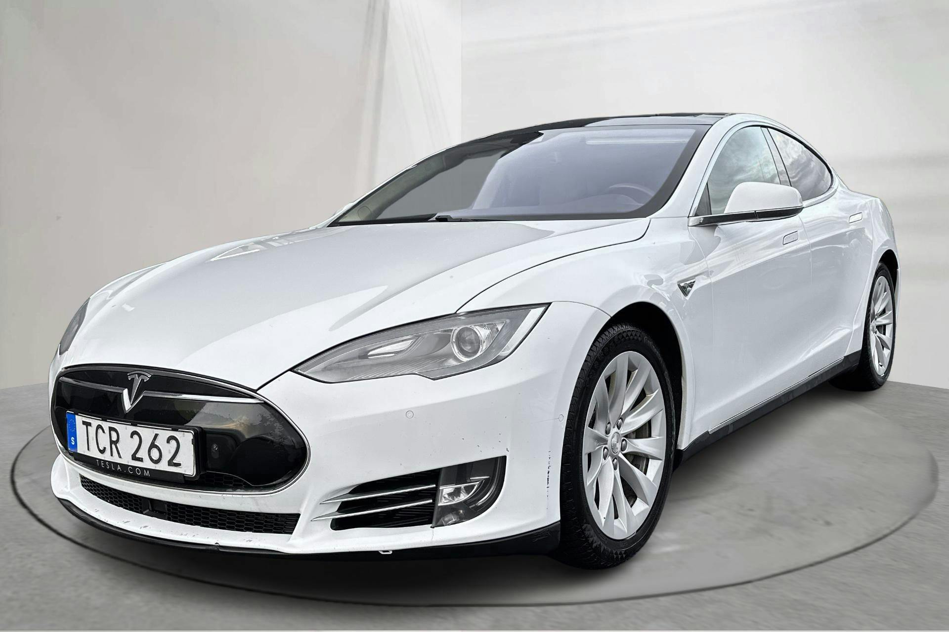 Presentationsfoto 1 av 21: Tesla Model S 85D - 34 959 mil - Automat - vit - 2015