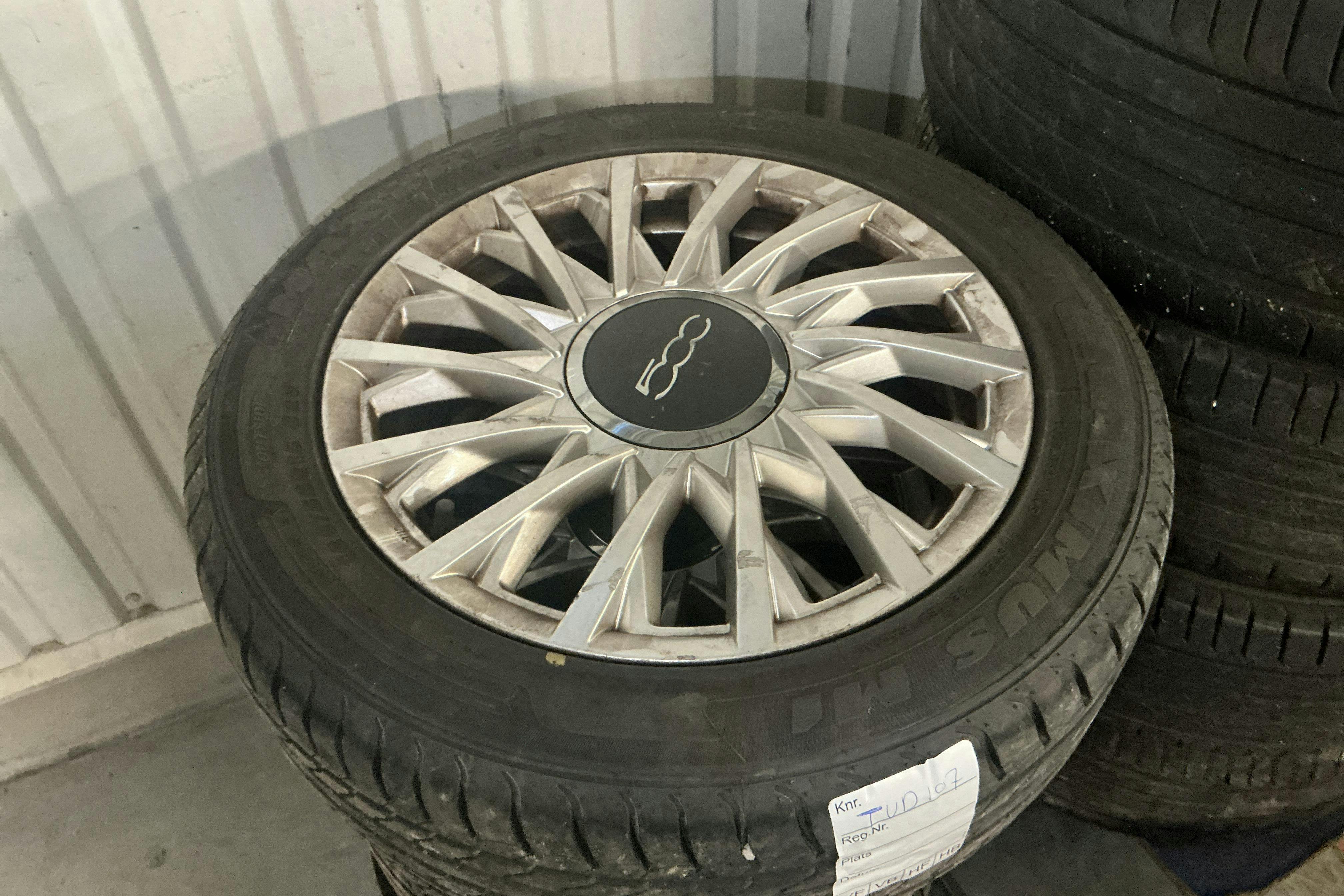 Presentation photo 13 of 13: Fiat 500 1.2 (69hk) - 111 530 km - Manual - white - 2017