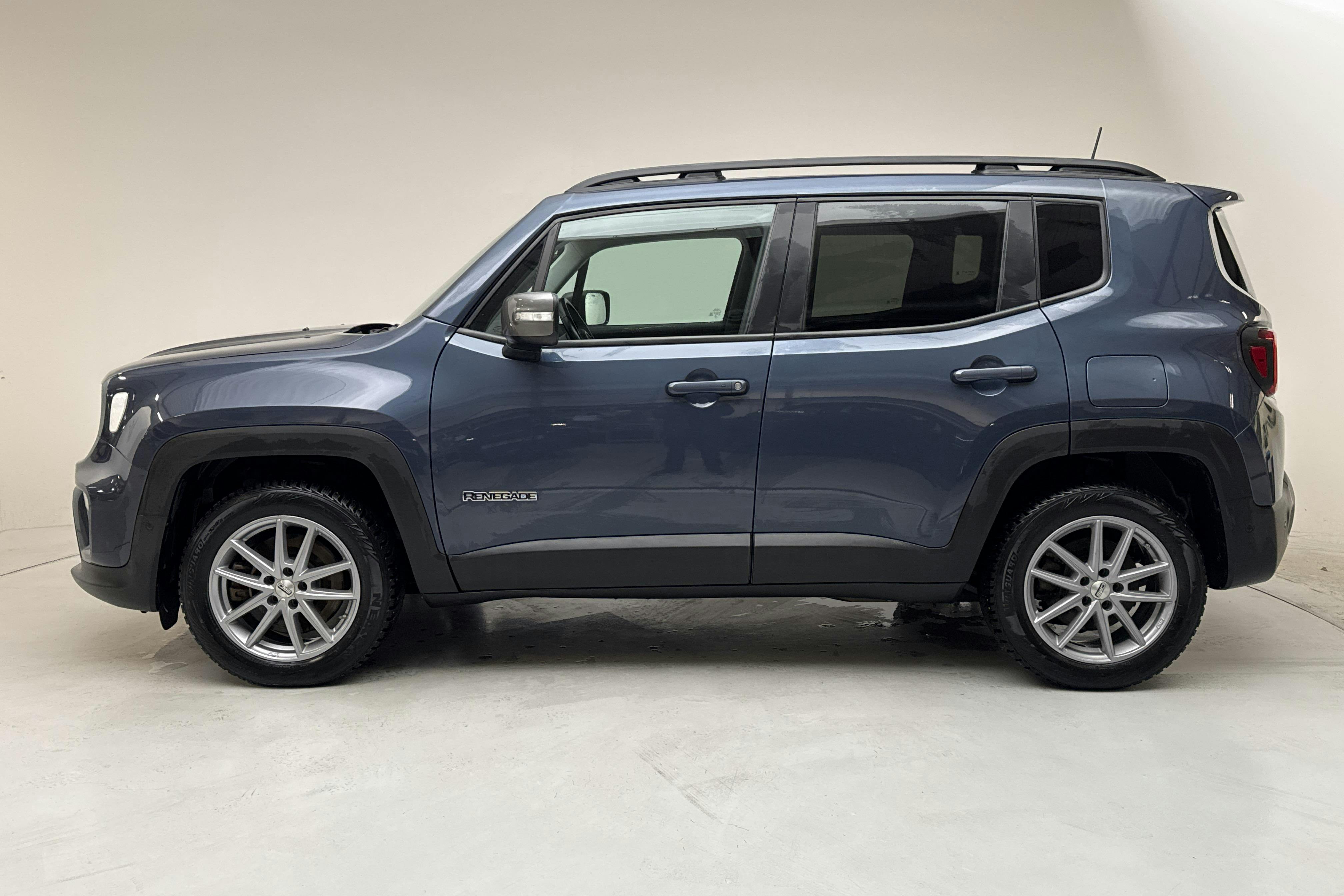 Presentation photo 2 of 14: Jeep Renegade 1.3 PHEV 4WD (190hk) - 79 520 km - Automatic - blue - 2020