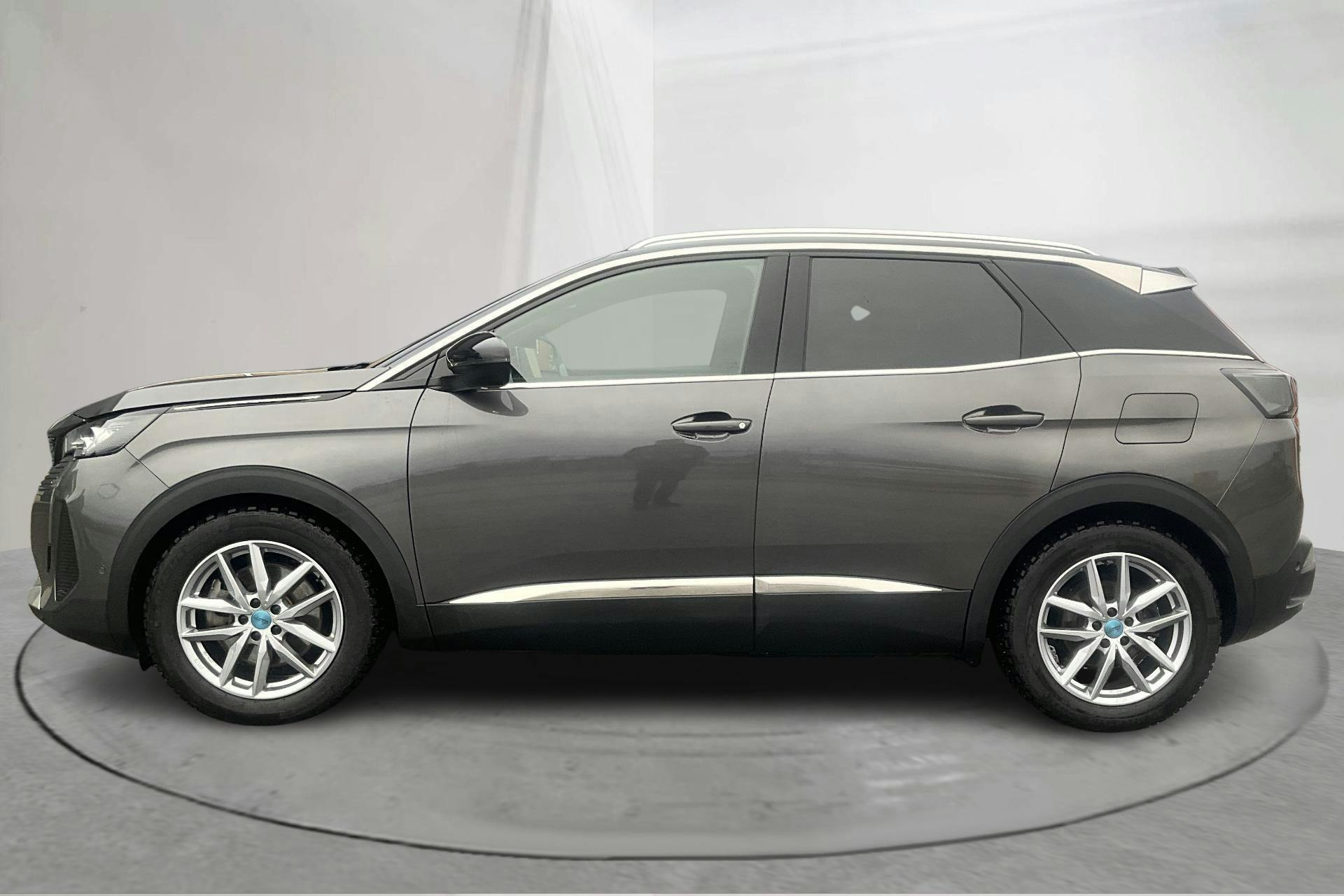 Presentationsfoto 2 av 20: Peugeot 3008 1.6 Plug-in Hybrid 4 (300hk) - 6 977 mil - Automat - grå - 2021