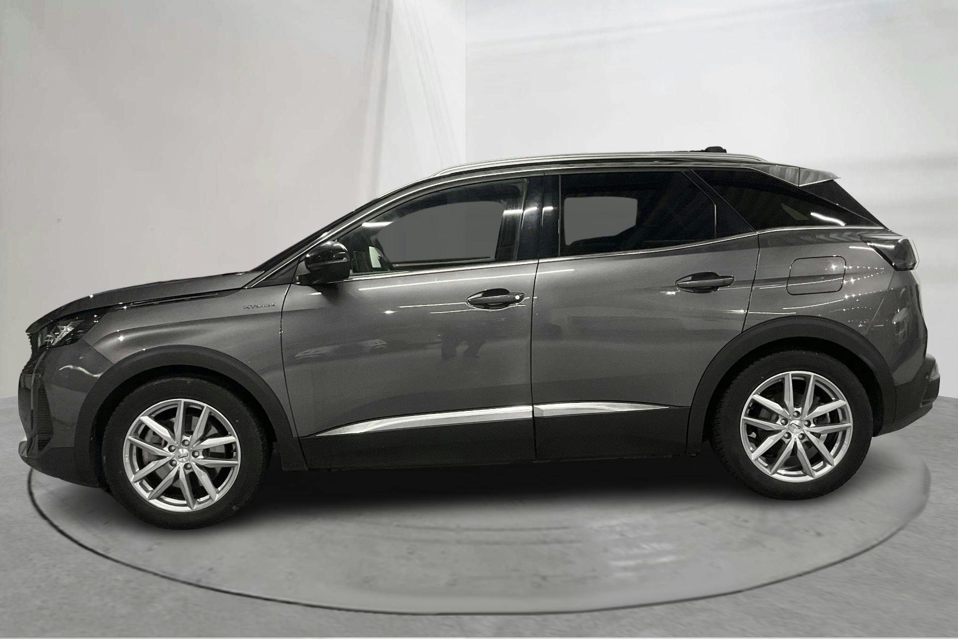 Presentationsfoto 2 av 19: Peugeot 3008 1.6 Plug-in Hybrid 4 (300hk) - 7 475 mil - Automat - grå - 2021