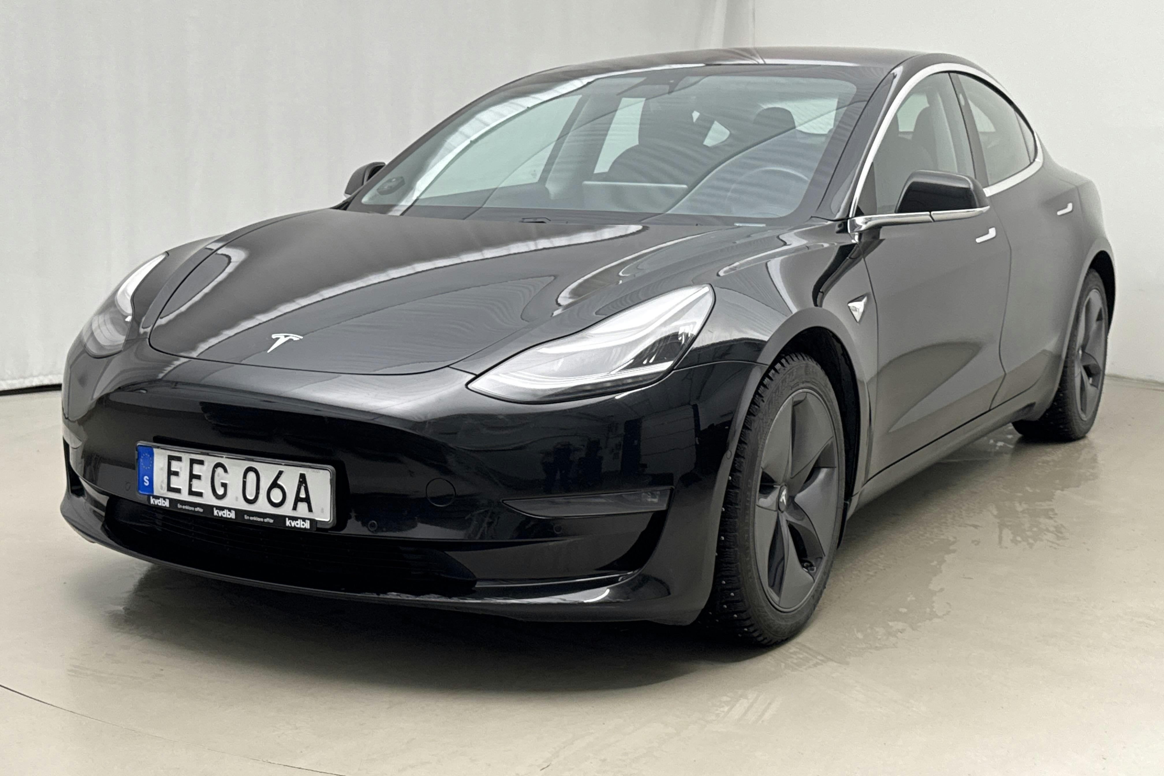 Presentation photo 1 of 24: Tesla Model 3 Long Range Dual Motor AWD - 80 550 km - Automatic - black - 2019