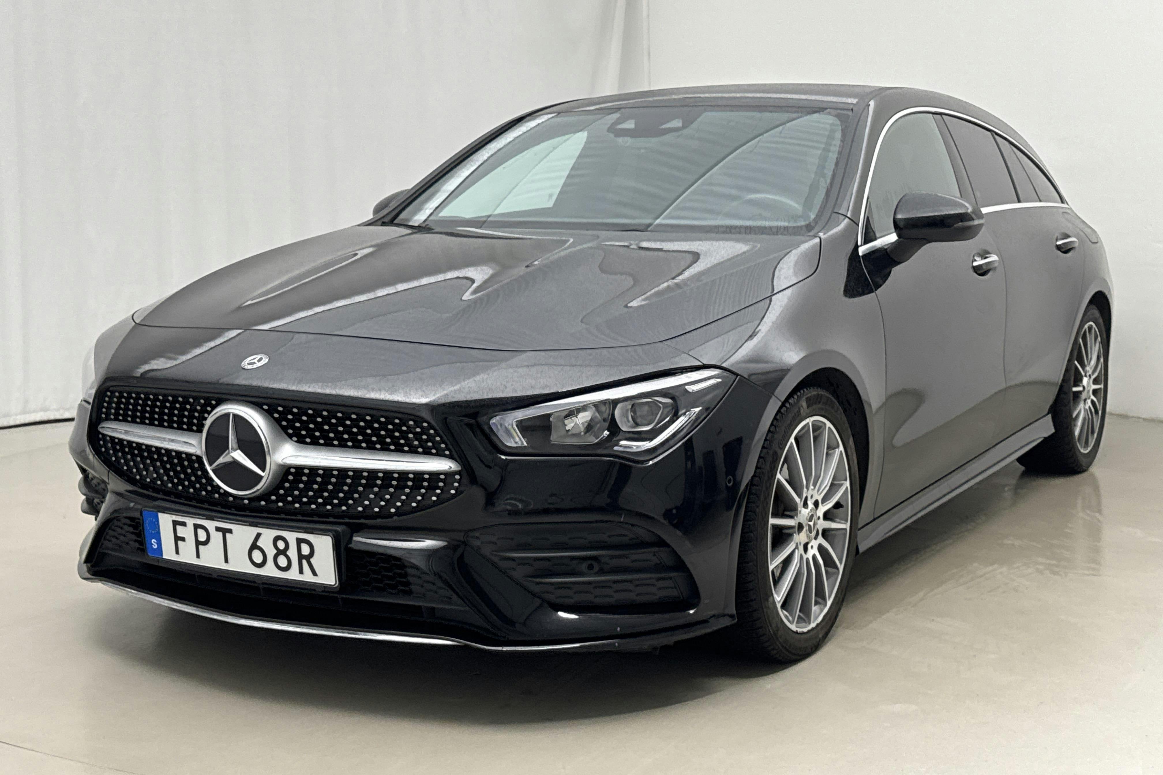 Mercedes CLA 220 Shooting Brake X118 (190hk) - 3 978 mil - Automat - svart - 2020