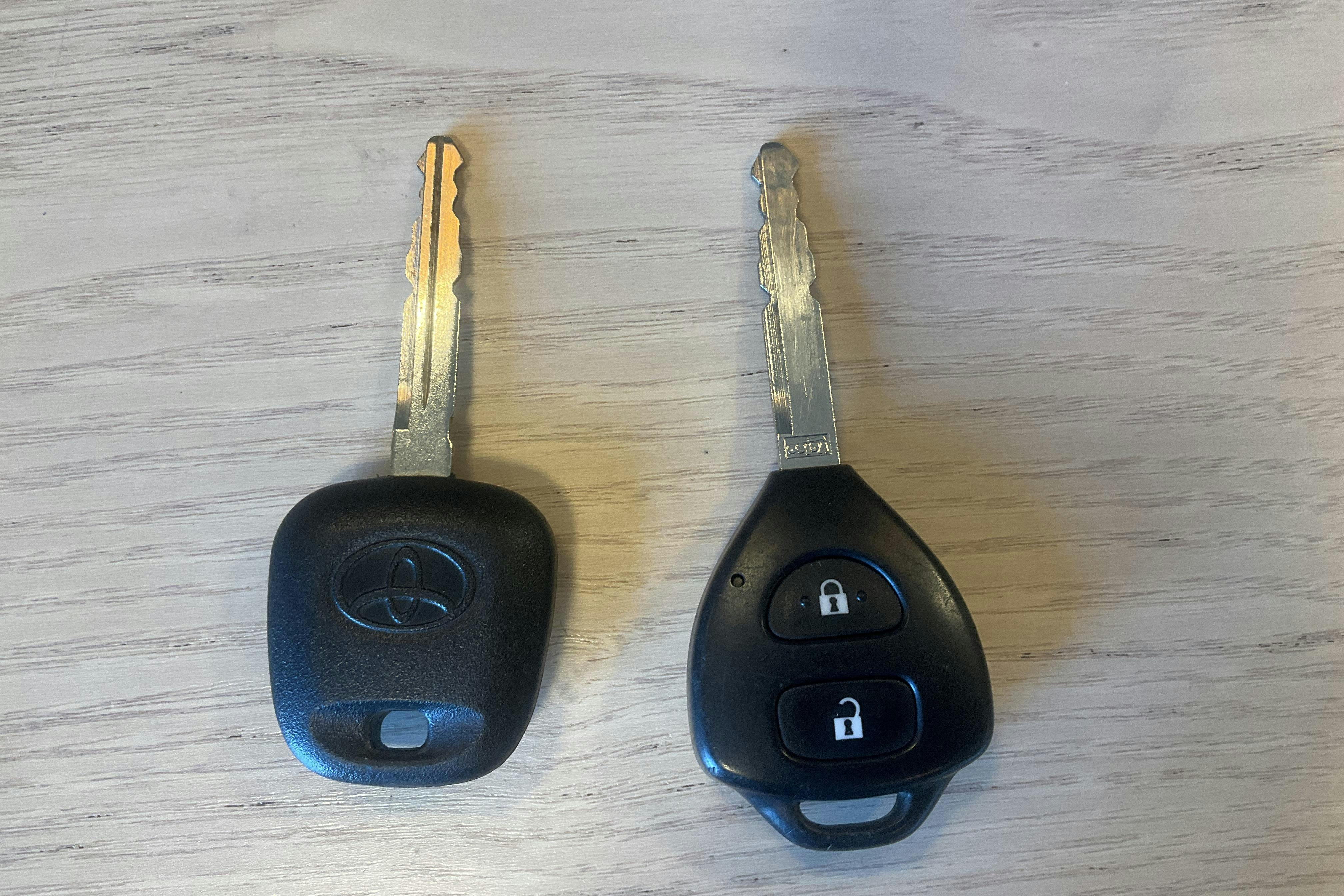 Presentationsfoto 11 av 11: Toyota Auris 1.6 VVT-i 5dr (132hk) - 23 799 mil - Manuell - blå - 2012