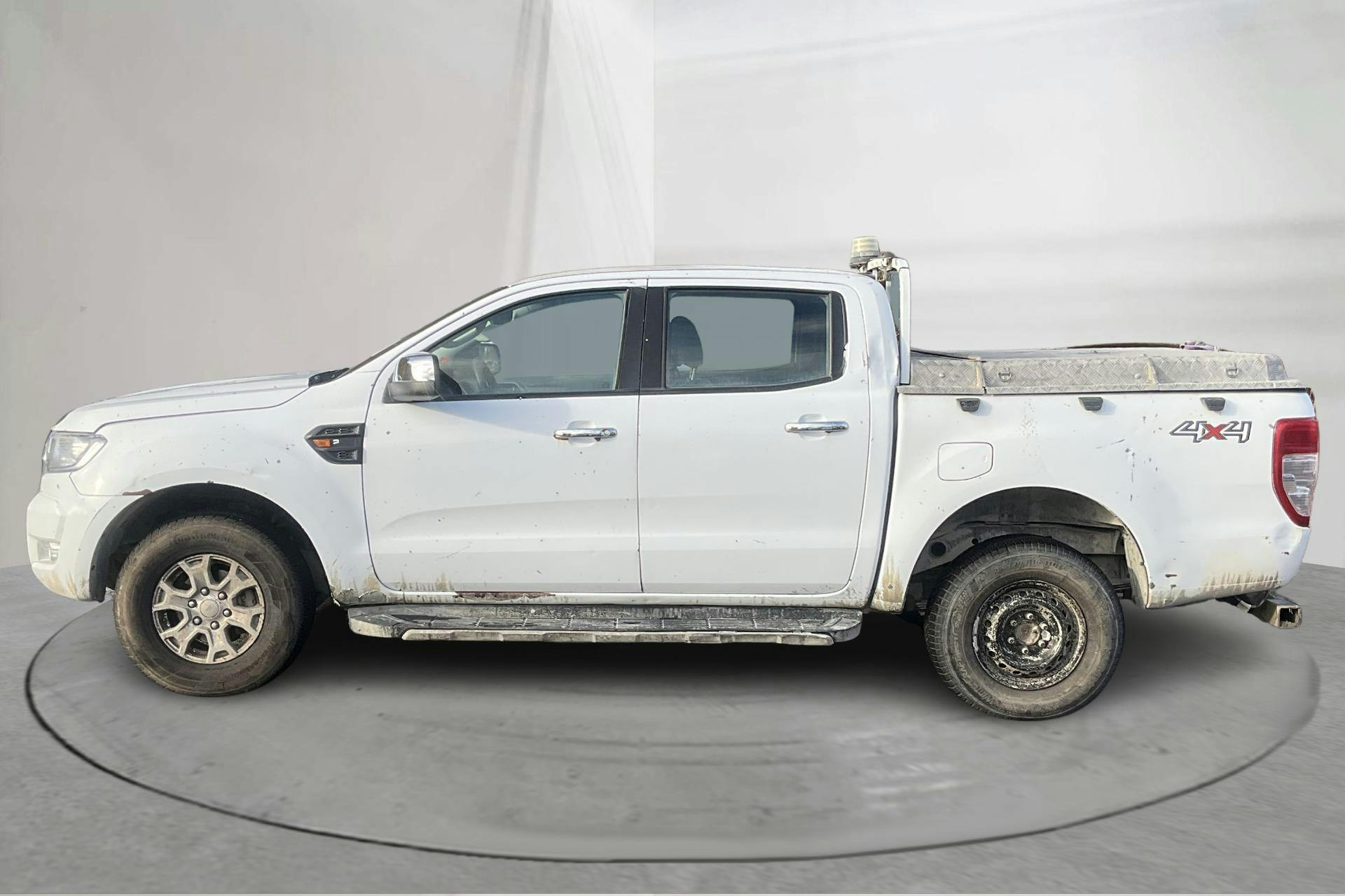Presentationsfoto 2 av 14: Ford Ranger 2.2 TDCi 4WD (160hk) - 8 834 mil - Automat - vit - 2017