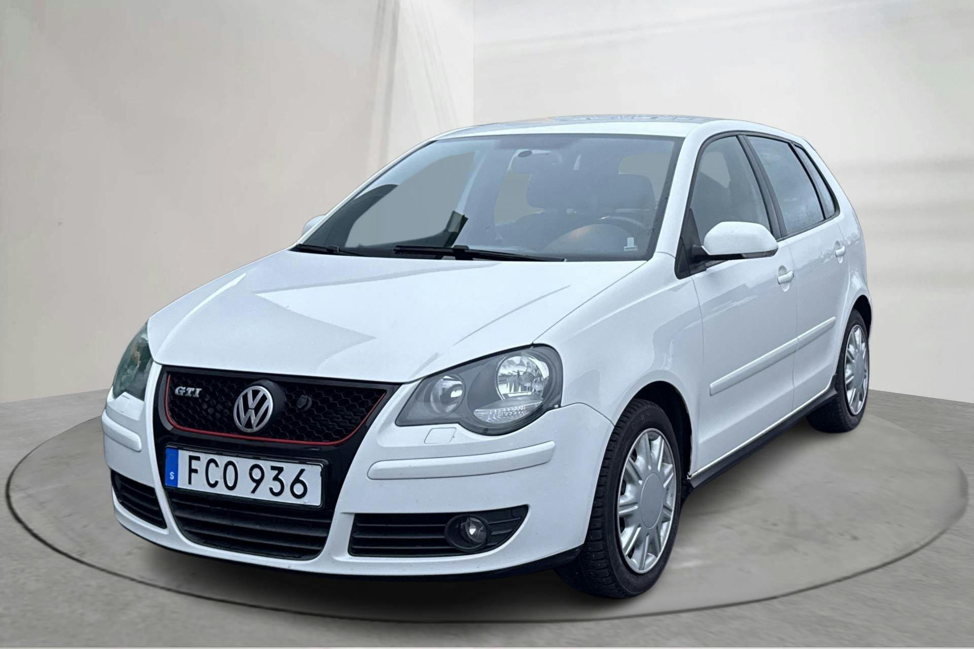 Presentationsfoto 1 av 13: VW Polo 1.8 GTI 5dr (150hk) - 12 417 mil - Manuell - vit - 2009