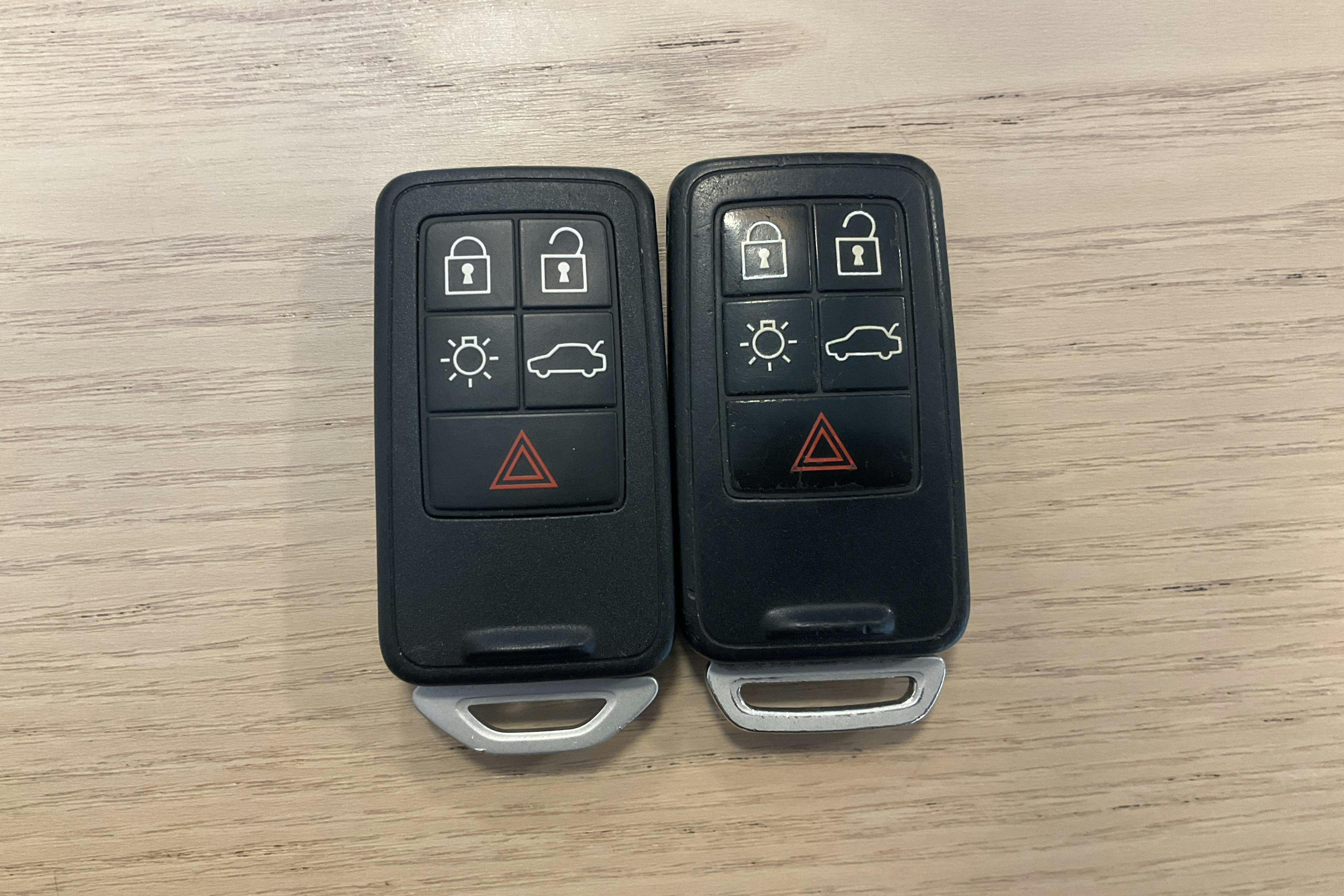 Esitlusfoto 13 aadressil 13: Volvo V40 T2 (122hk) - 173 430 km - Käsitsi - punane - 2016