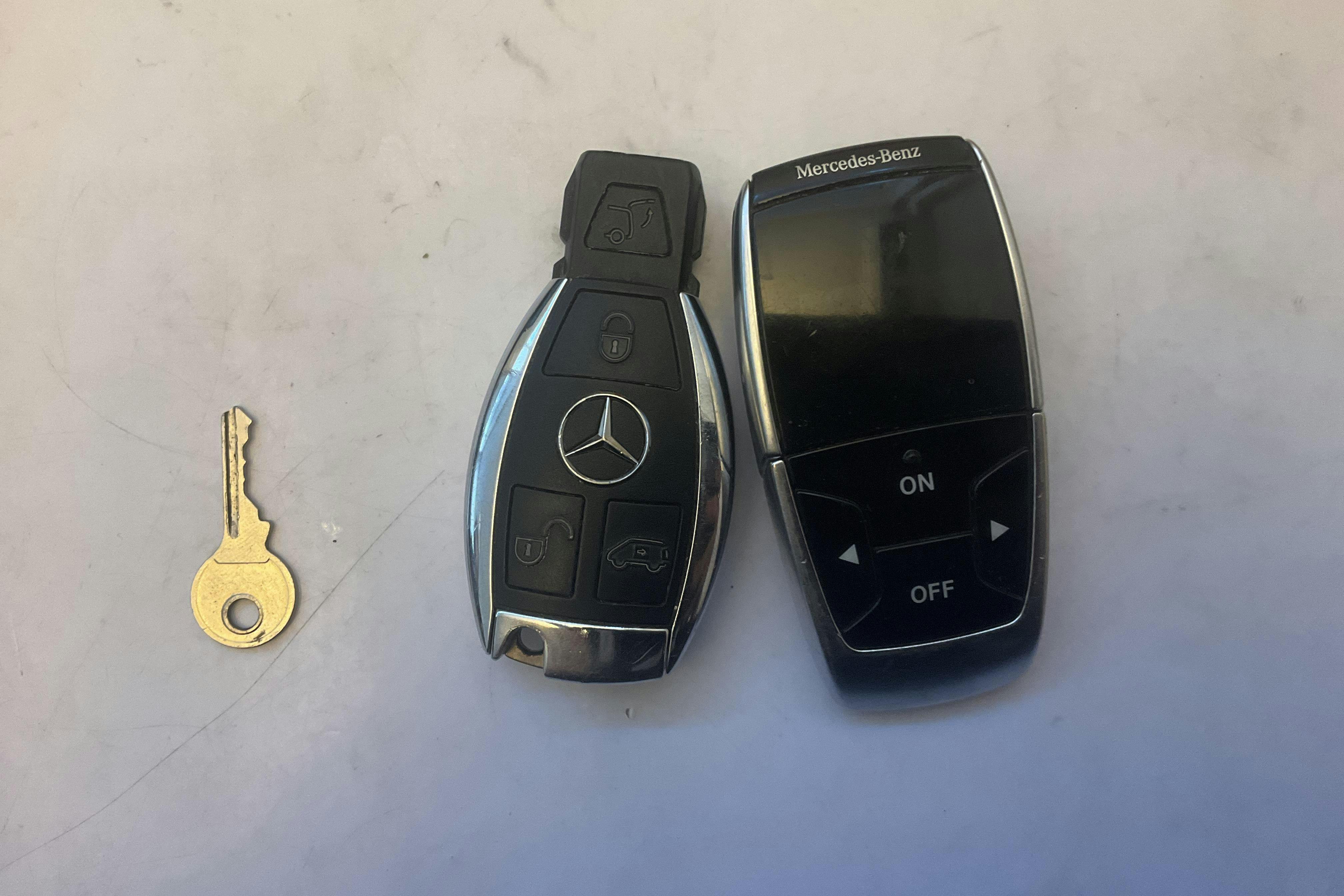 Presentationsfoto 14 av 14: Mercedes V 250 d 4MATIC W447 (190hk) - 10 028 mil - Automat - silver - 2016