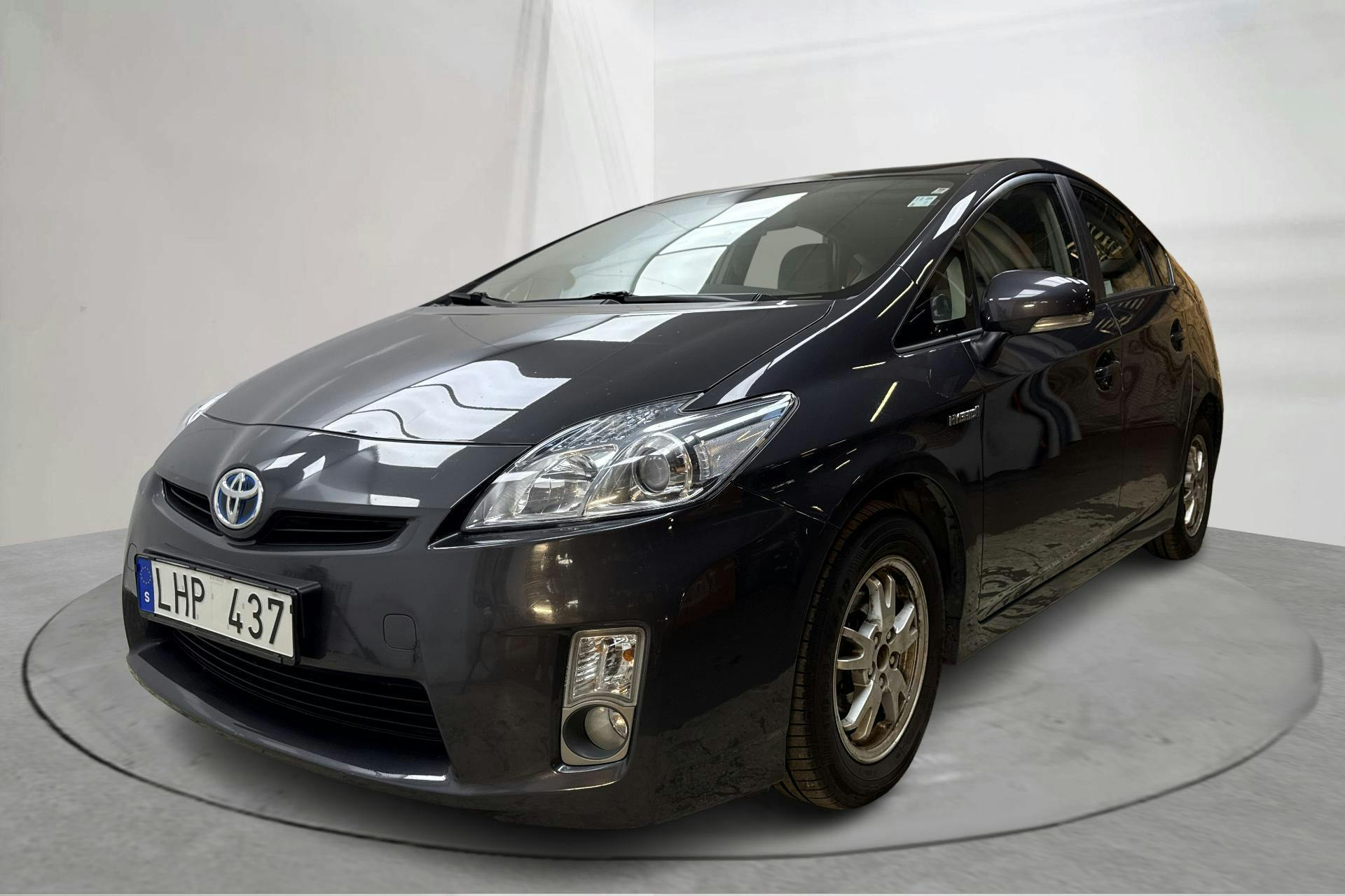 Presentation photo 1 of 13: Toyota Prius 1.8 Hybrid (99hk) - 78 560 km - Automatic - Dark Grey - 2010