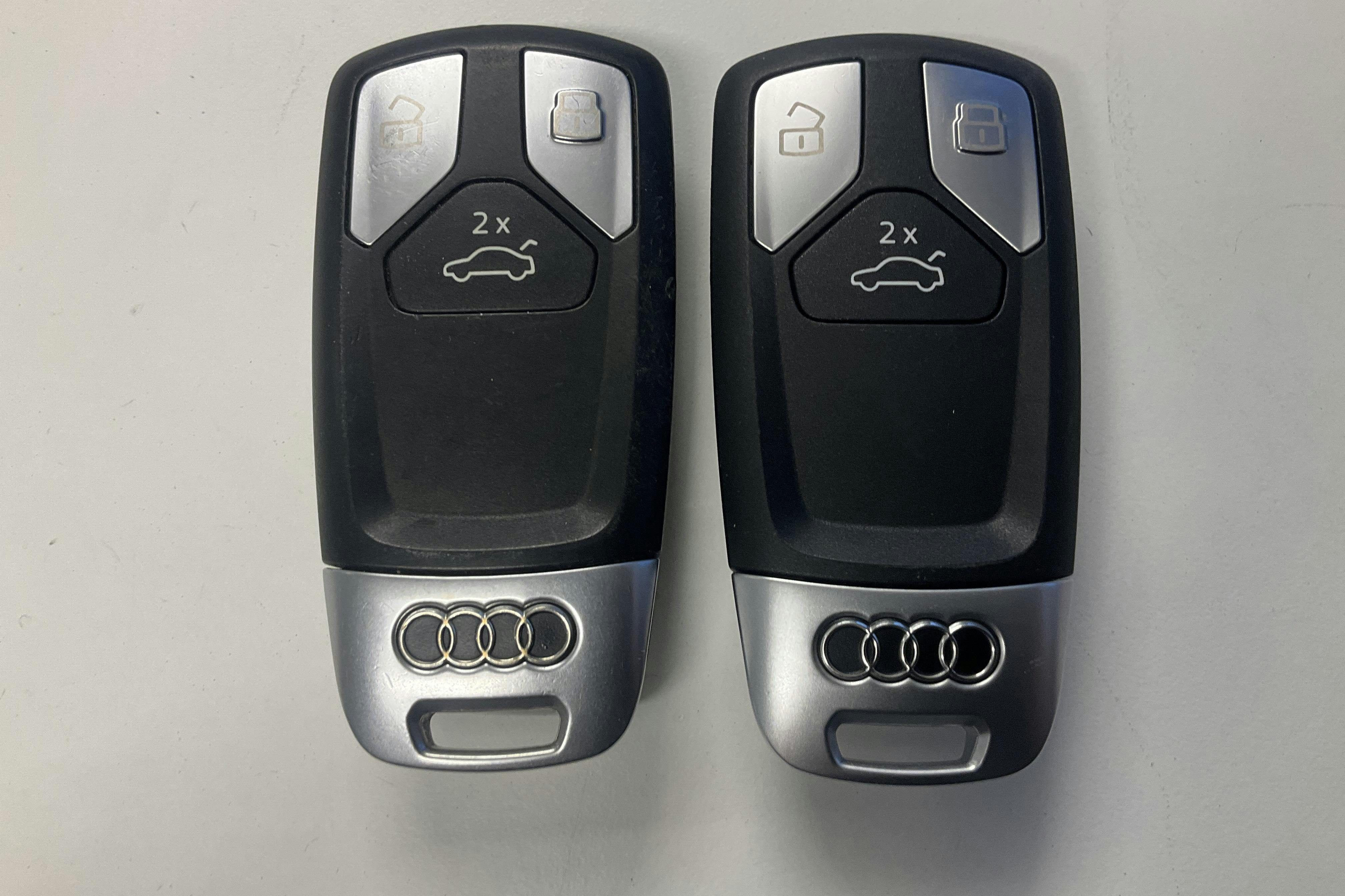 Presentation photo 16 of 16: Audi A4 2.0 TFSI g-tron Avant (170hk) - 167 150 km - Automatic - white - 2021