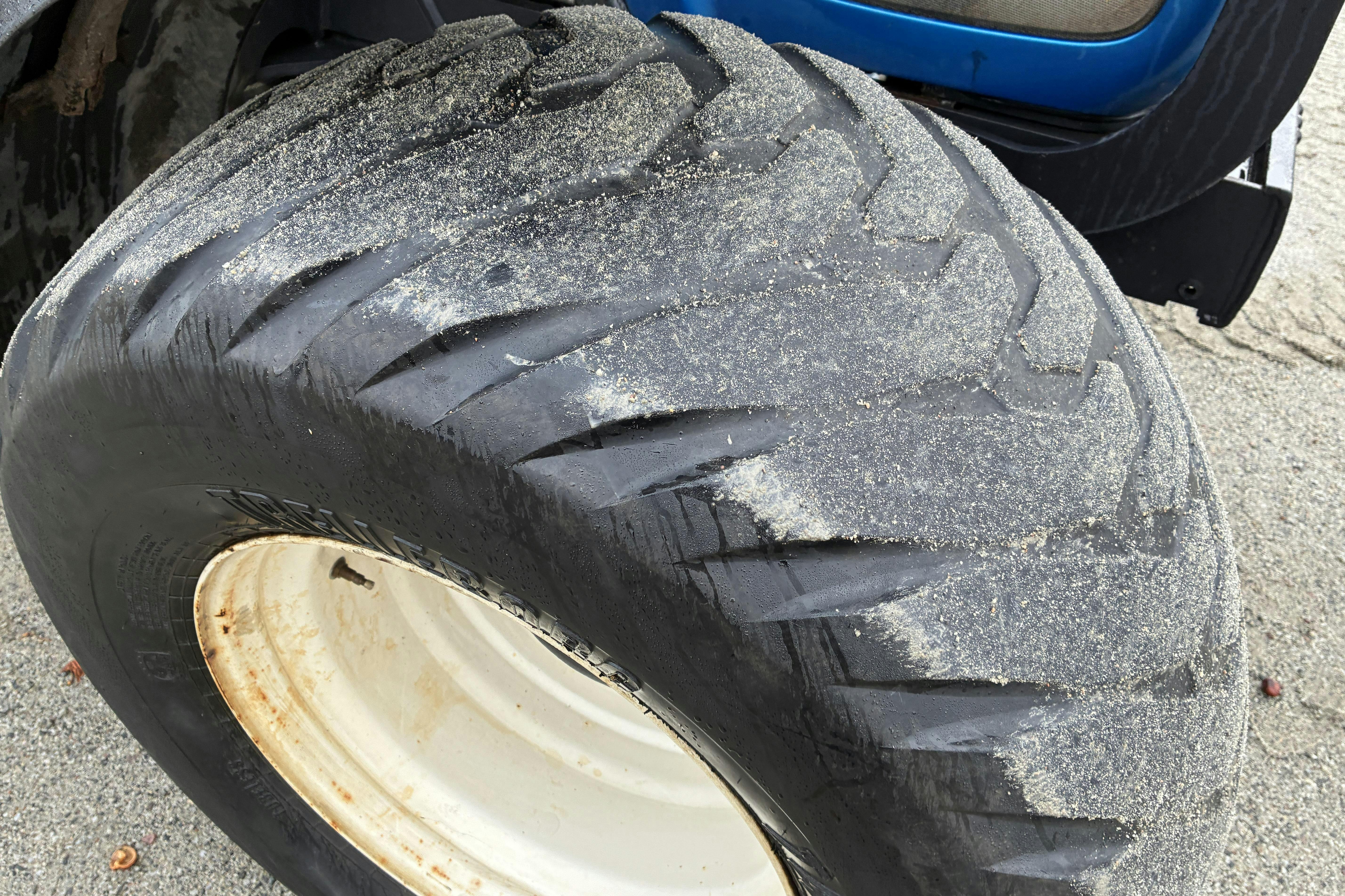 Presentationsfoto 50 av 50: VALTRA A85 traktor -  - Manuell - blå - 2007