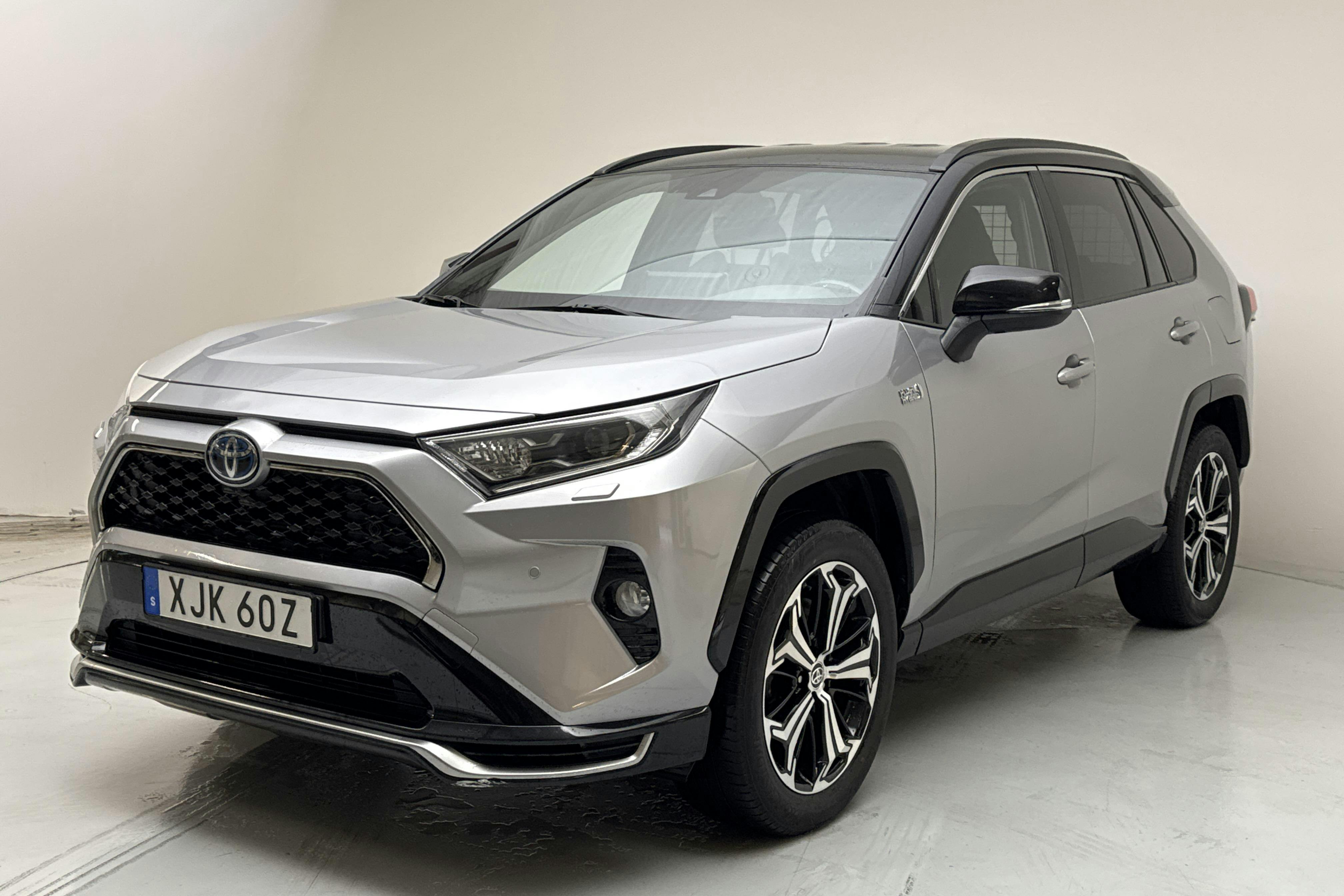 Toyota RAV4 2.5 Plug-in Hybrid AWDi (306hk) - 12 186 mil - Automat - grå - 2021