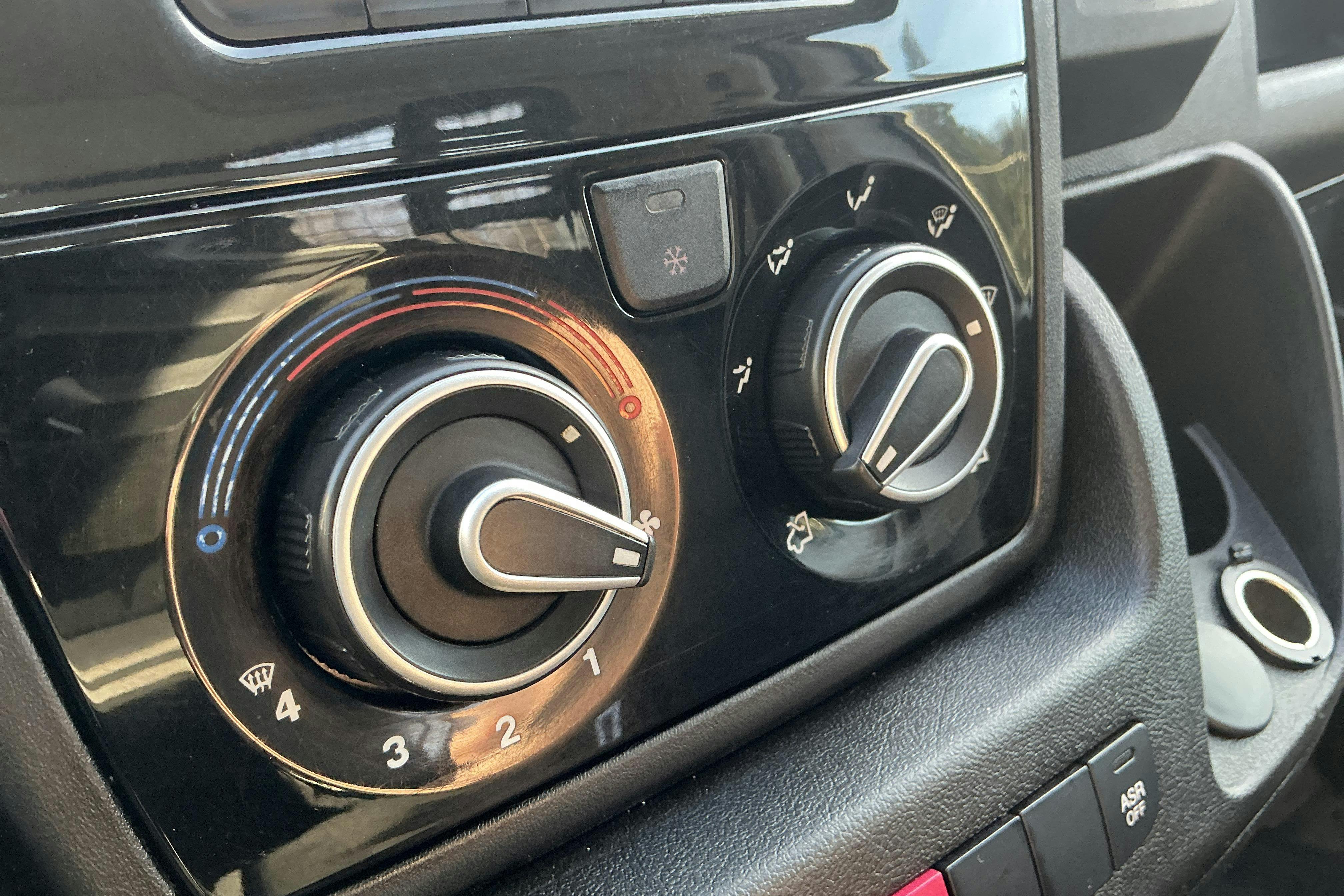 Presentation photo 10 of 10: FIAT DUCATO Ducato 2.3 Multijet (177hk) - 246 460 km - Manual - white - 2019