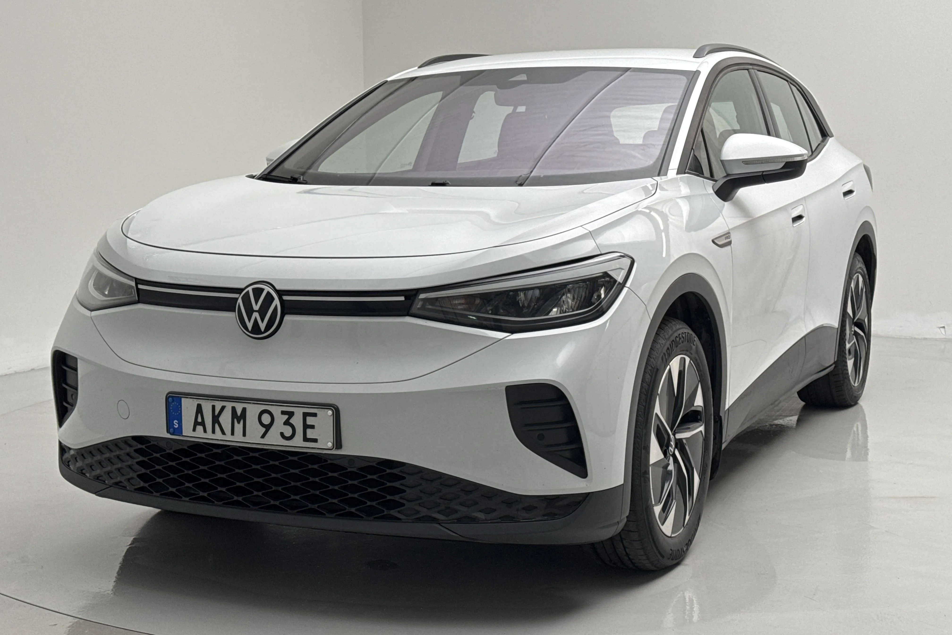 Presentation photo 1 of 15: VW ID.4 77kWh (204hk) - 148 770 km - Automatic - white - 2022