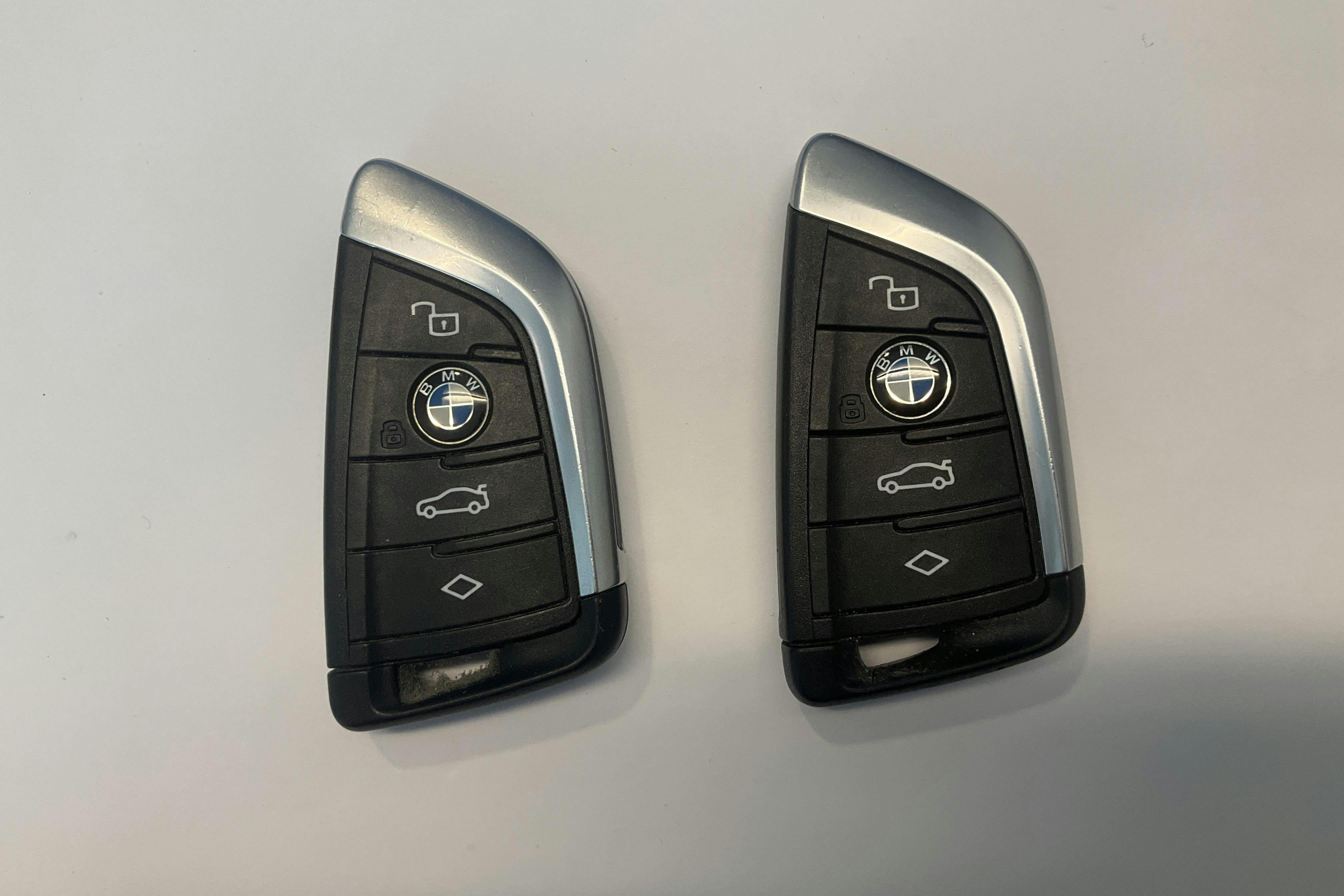 Presentationsfoto 17 av 17: BMW X5 xDrive45e, G05 (394hk) - 6 939 mil - Automat - svart - 2021