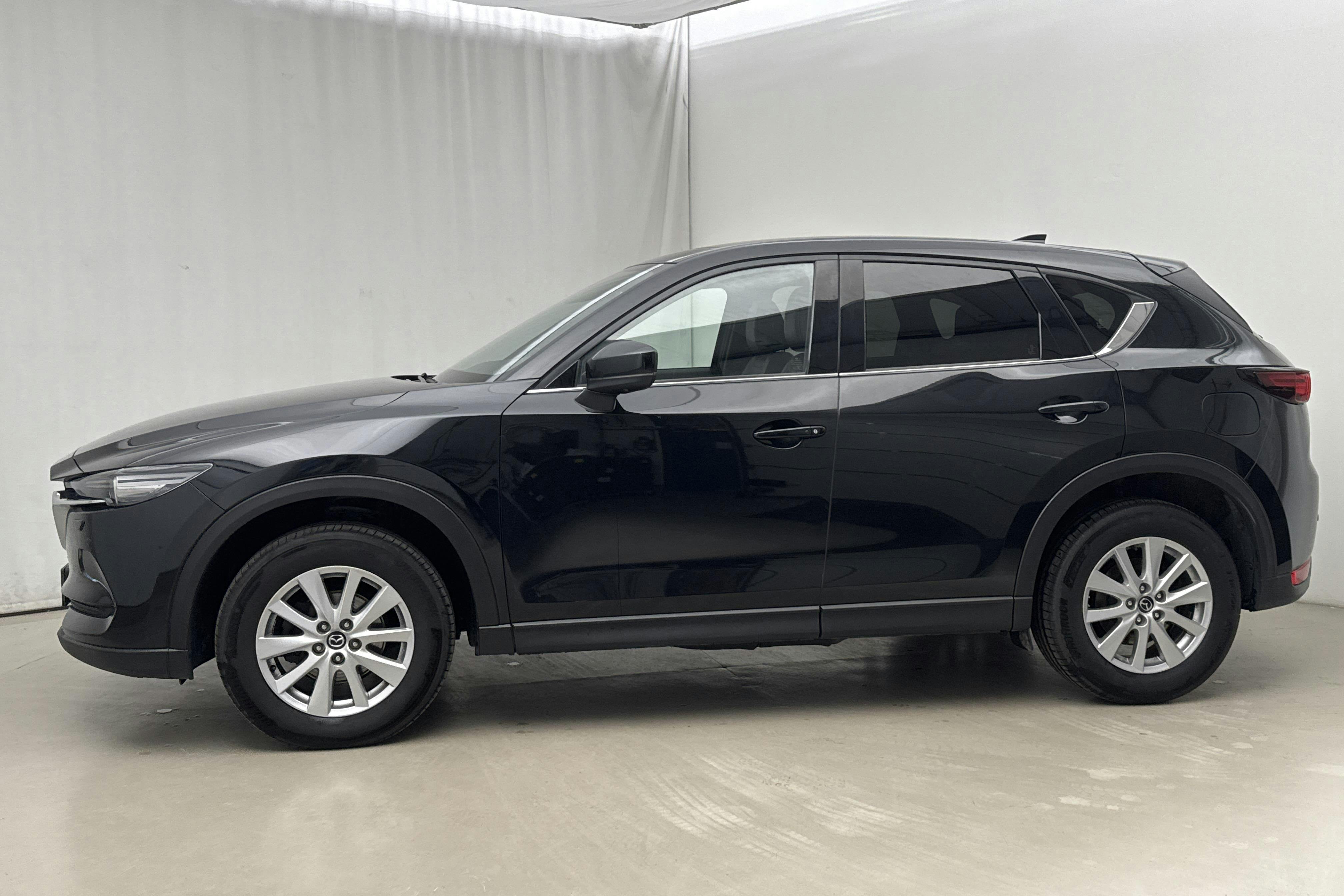 Zdjęcie prezentacyjne 2 z 20: Mazda CX-5 2.5 AWD (194hk) - 96 780 km - Automatyczna - czarny - 2019