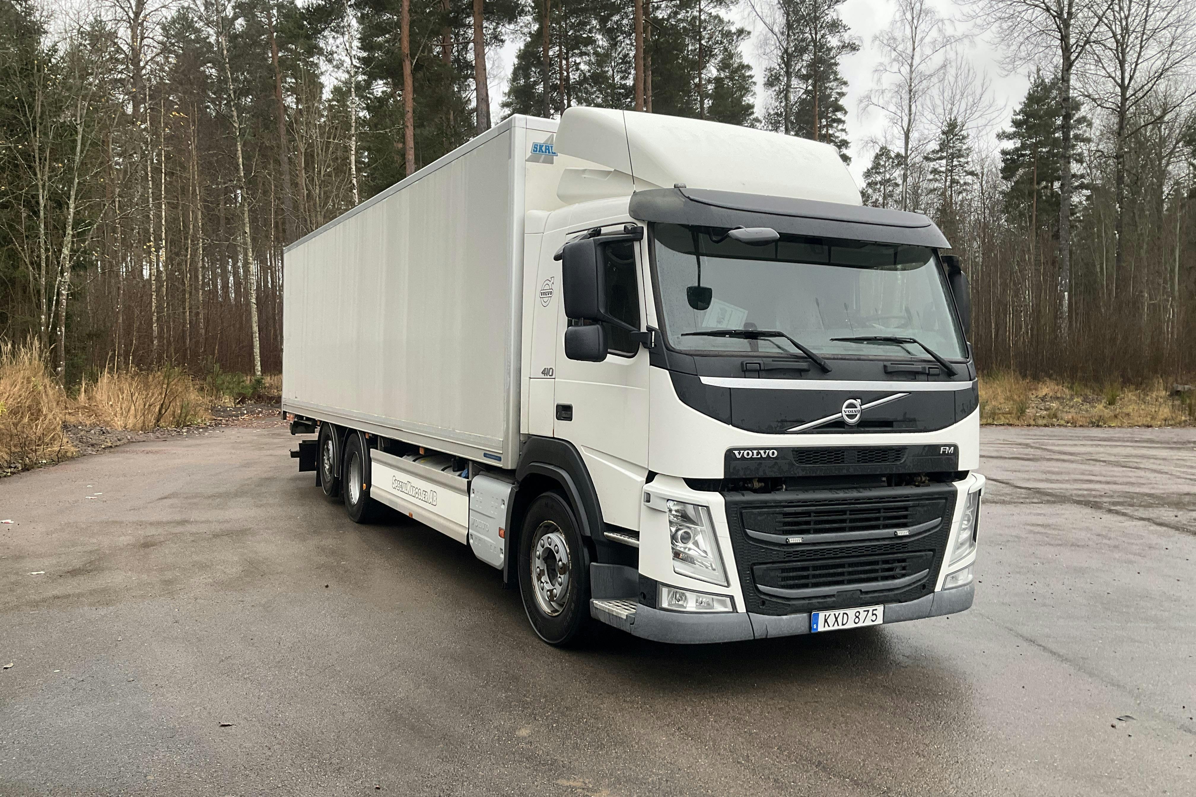 Presentation photo 2 of 43: Volvo FM410 - 374 670 km - Automatic - white - 2015