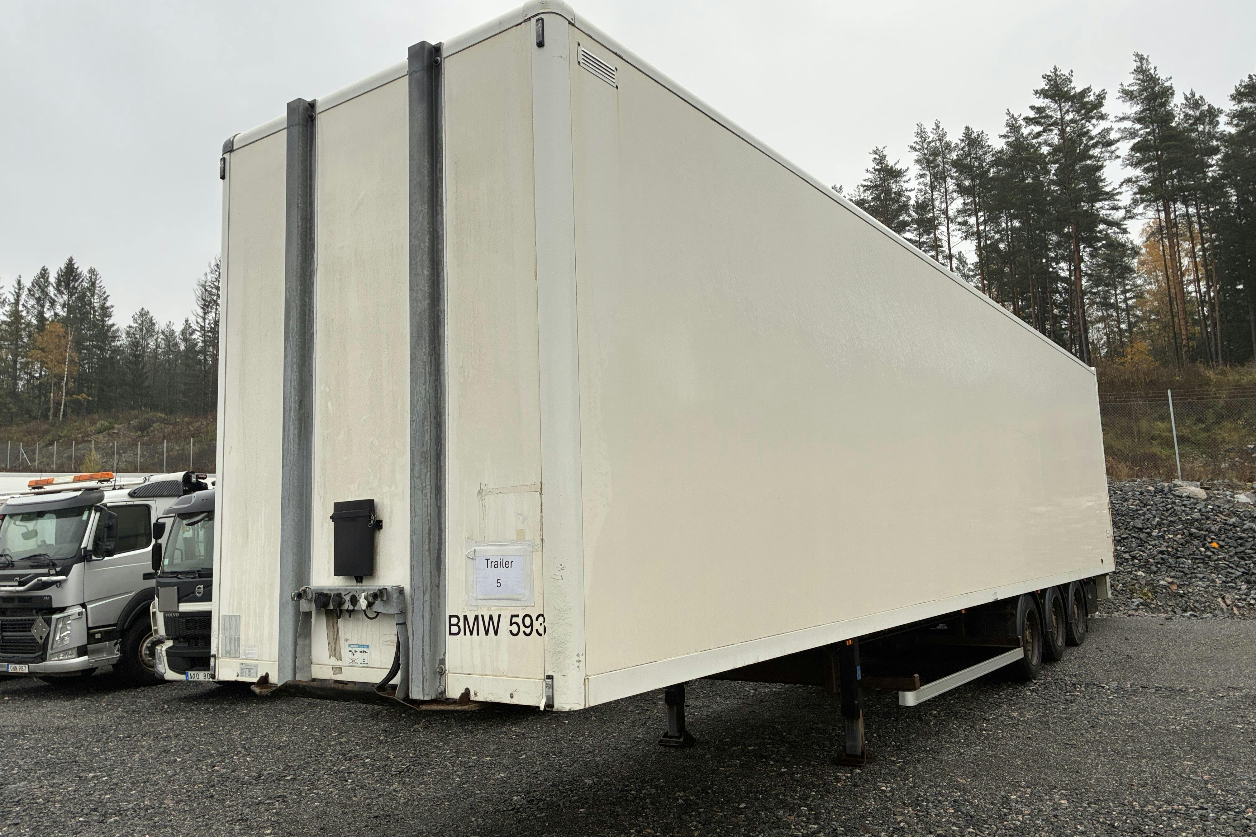 Esittelykuva 1 osoitteesta 77: SPIER SGL 390 - 0 km - valkoinen - 2009